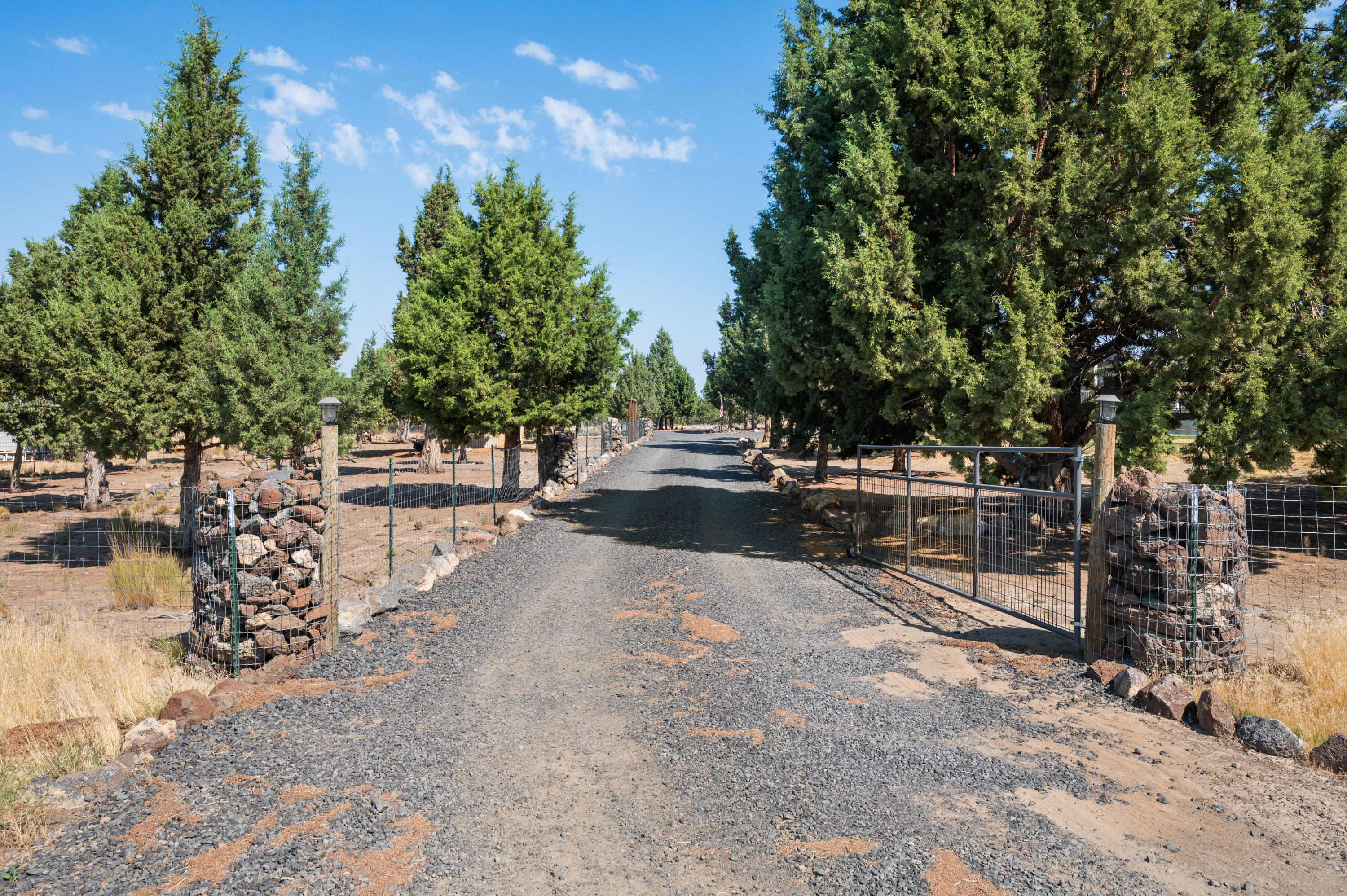 4730 SE Umatilla Loop