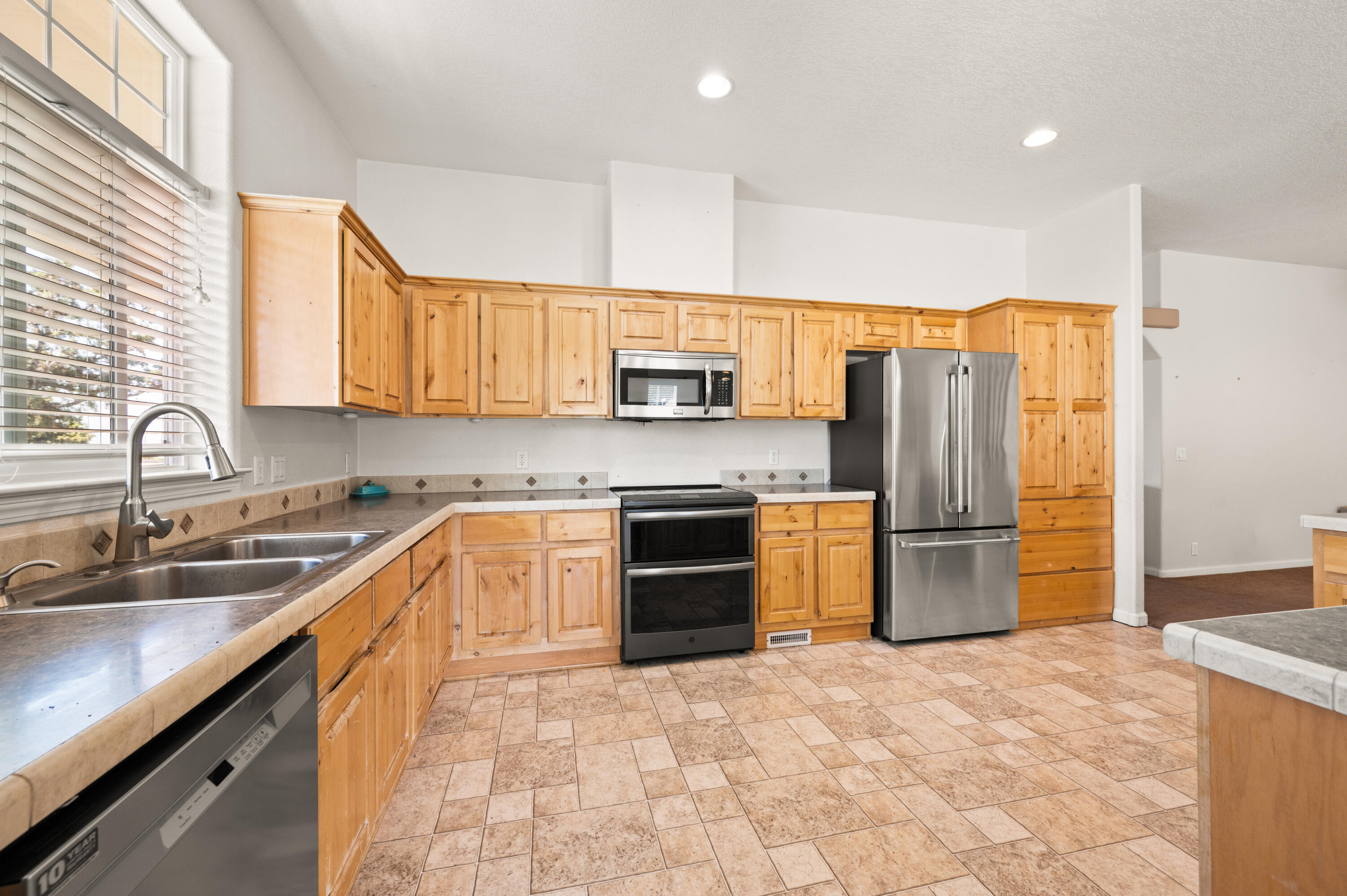 4730 SE Umatilla Loop