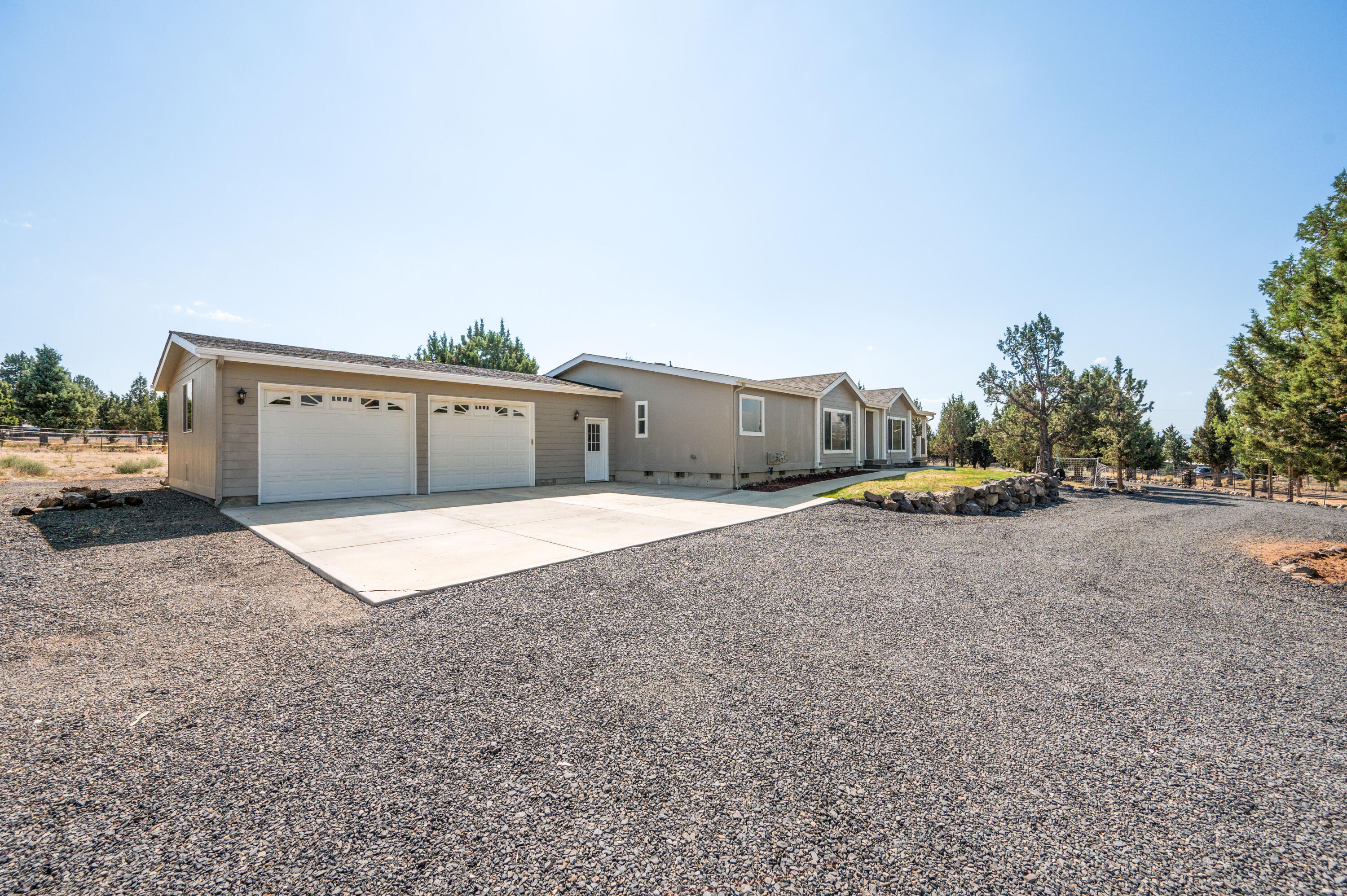 4730 SE Umatilla Loop