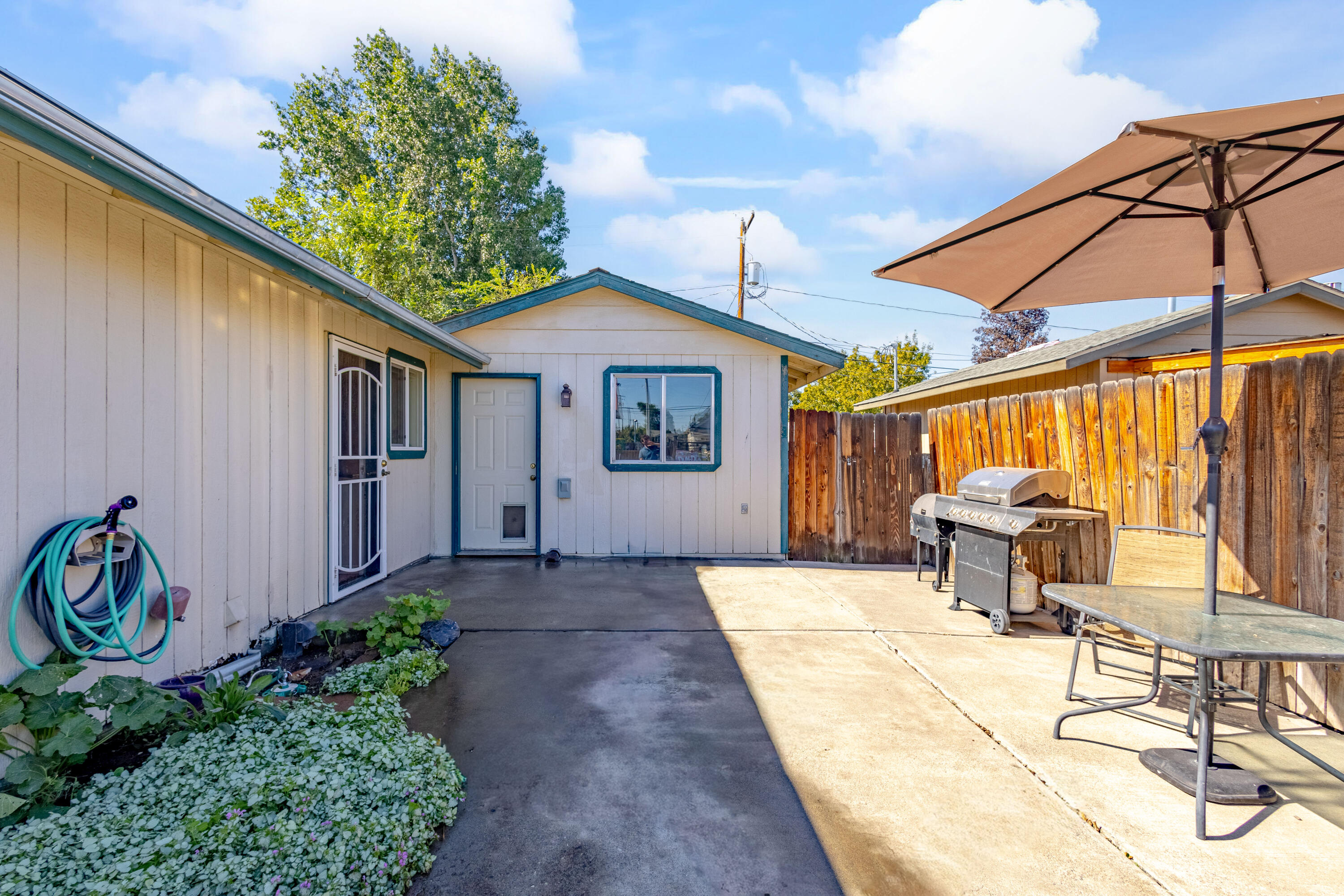 740 NW Beaver Street