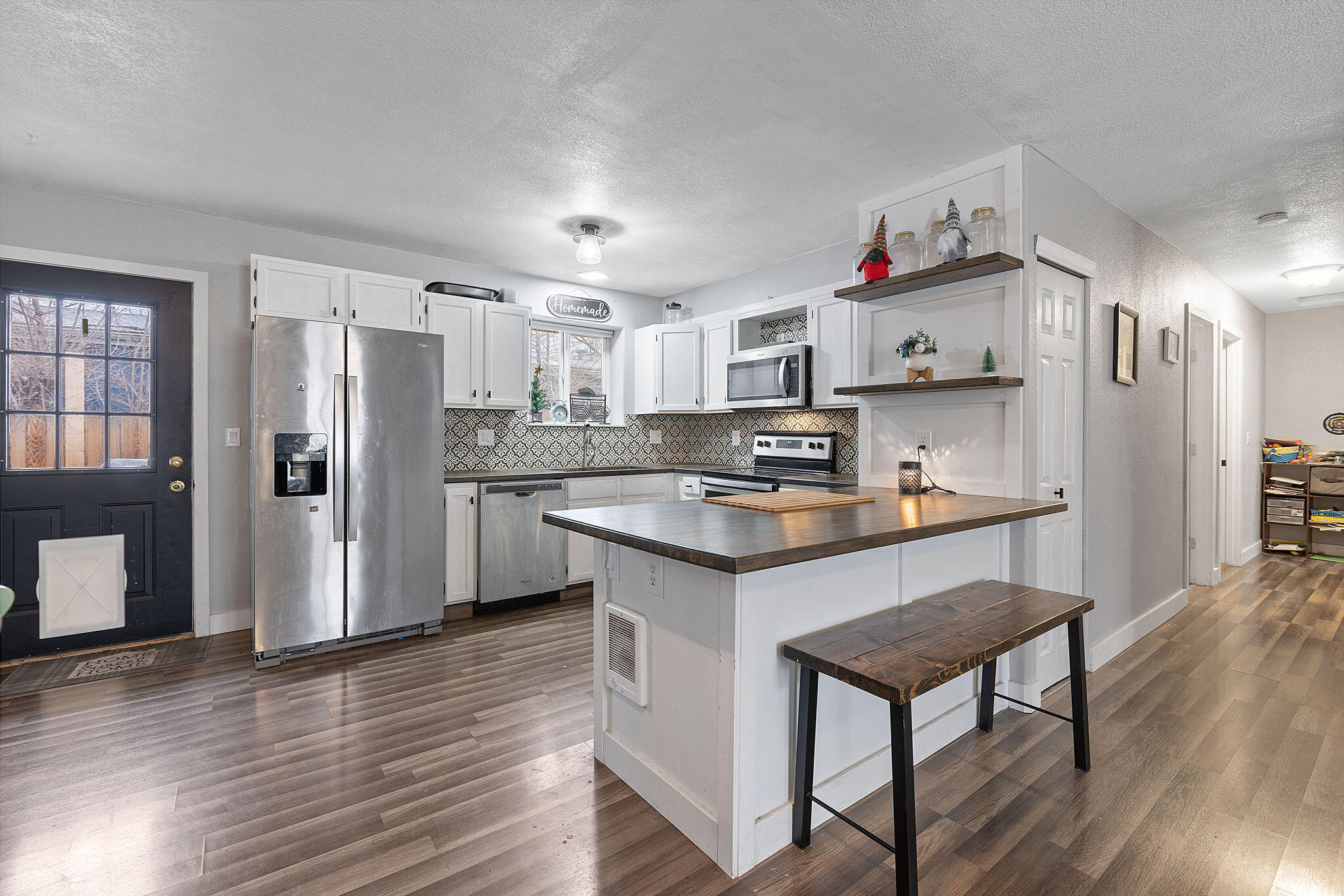 541 SW 3rd Street
