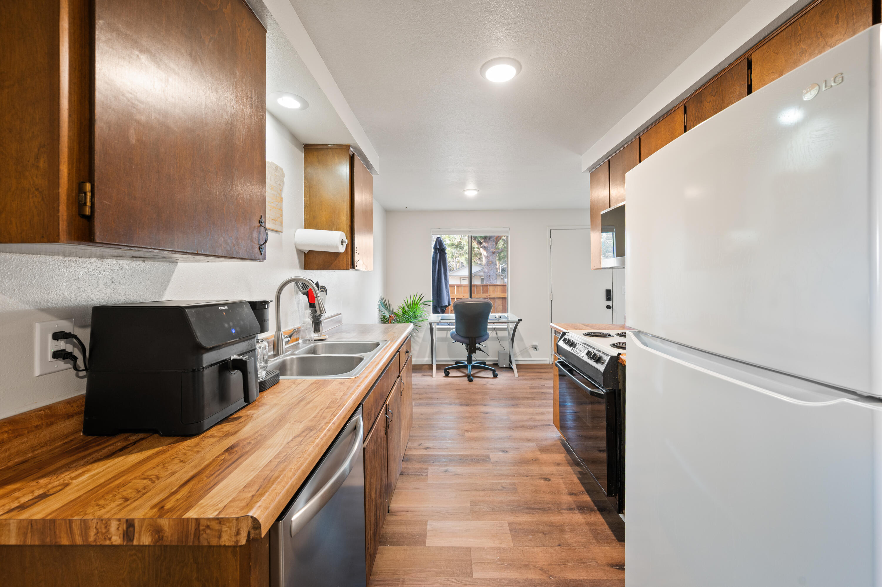 546 SE Centennial Street
