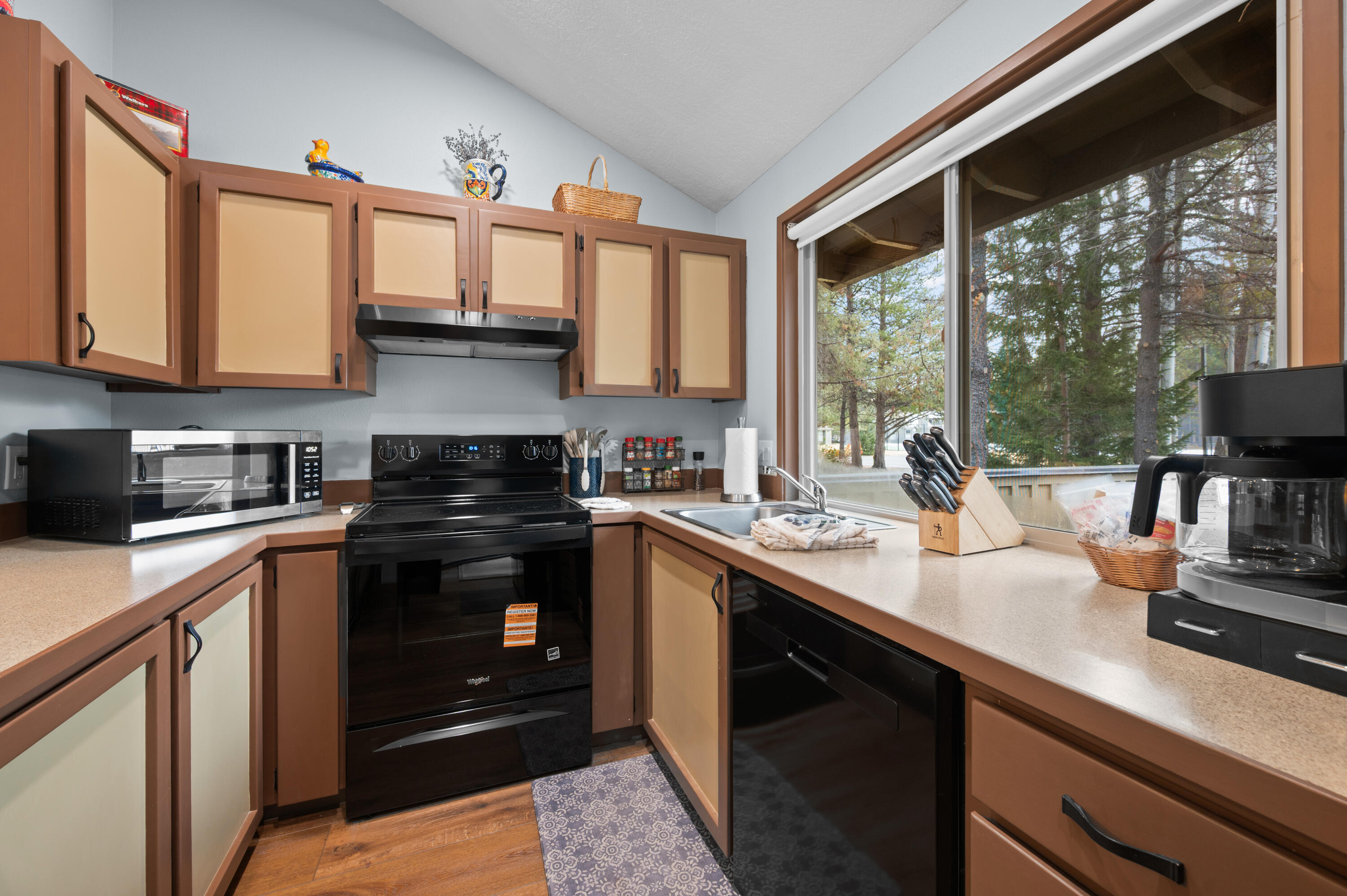 57335 Lake Aspen Lane, 4
