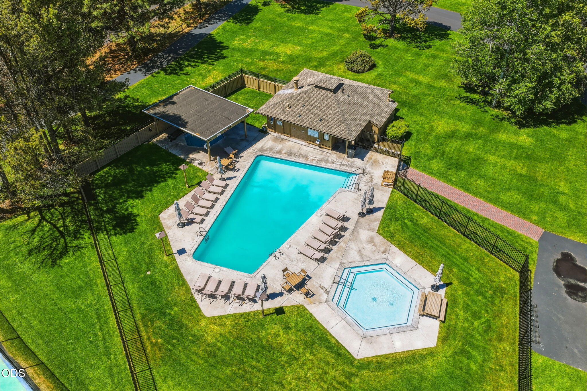 57335 Lake Aspen Lane, 4