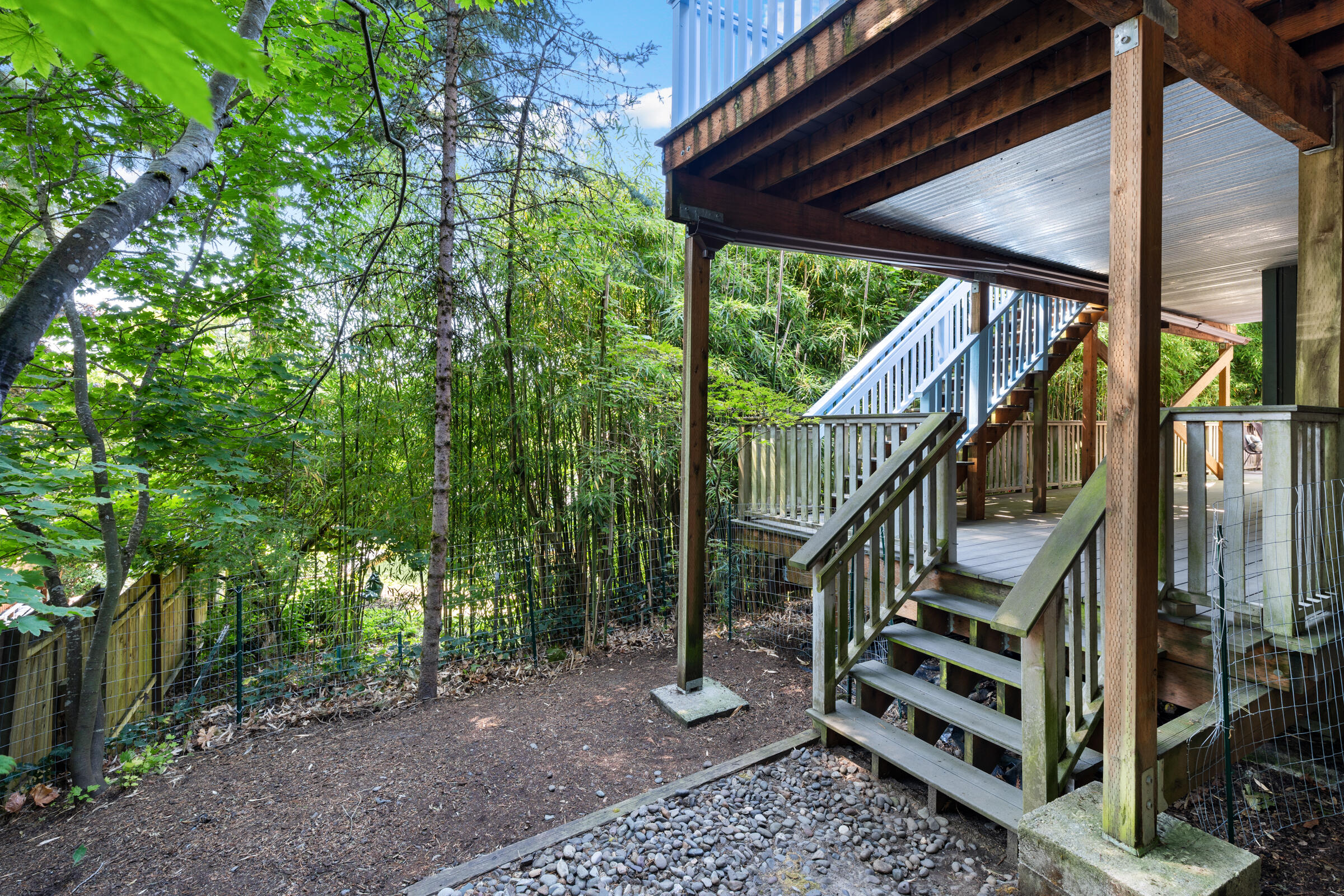 8957 SW Terwilliger Boulevard