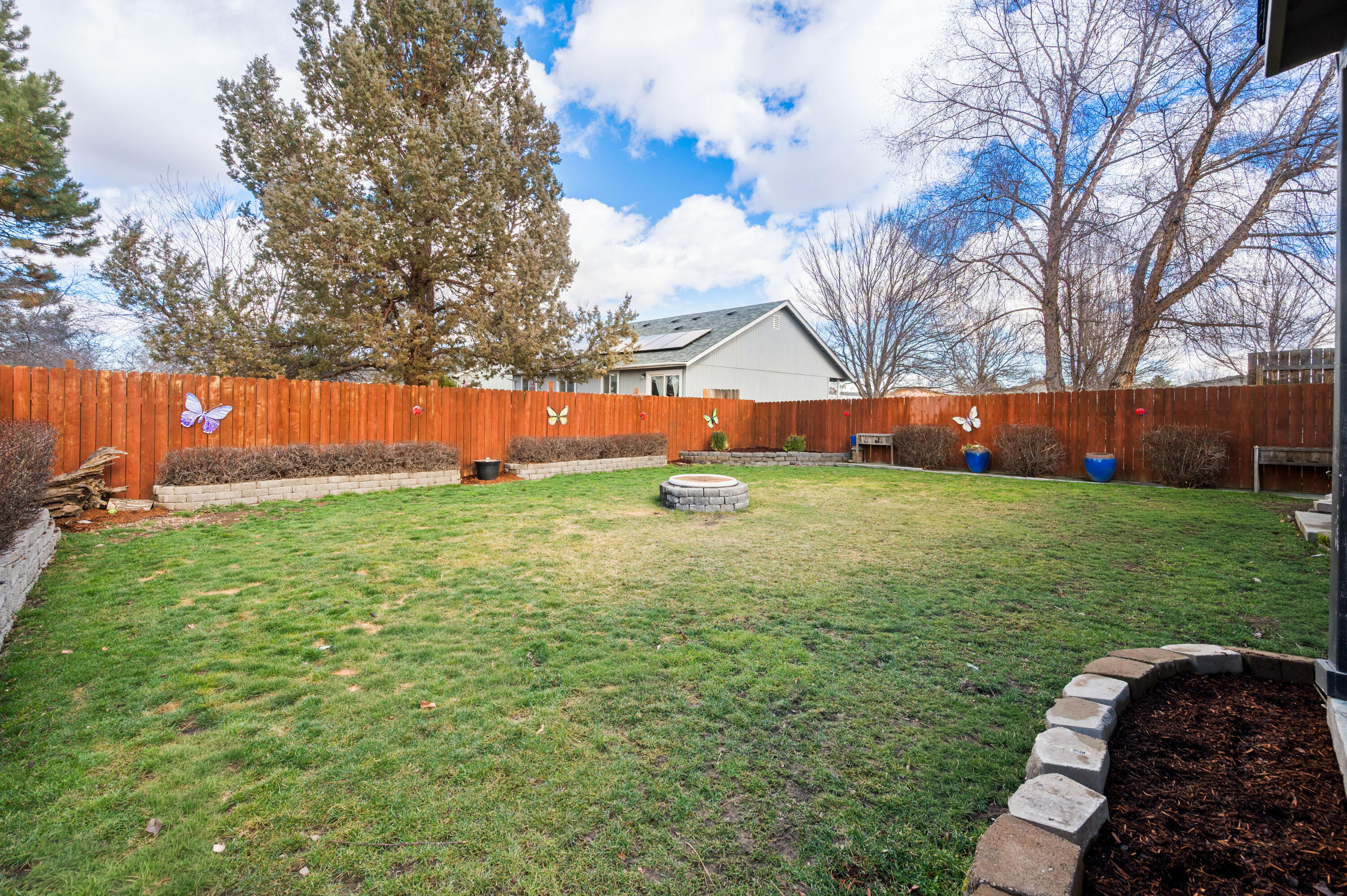 3127 SW Metolius Avenue