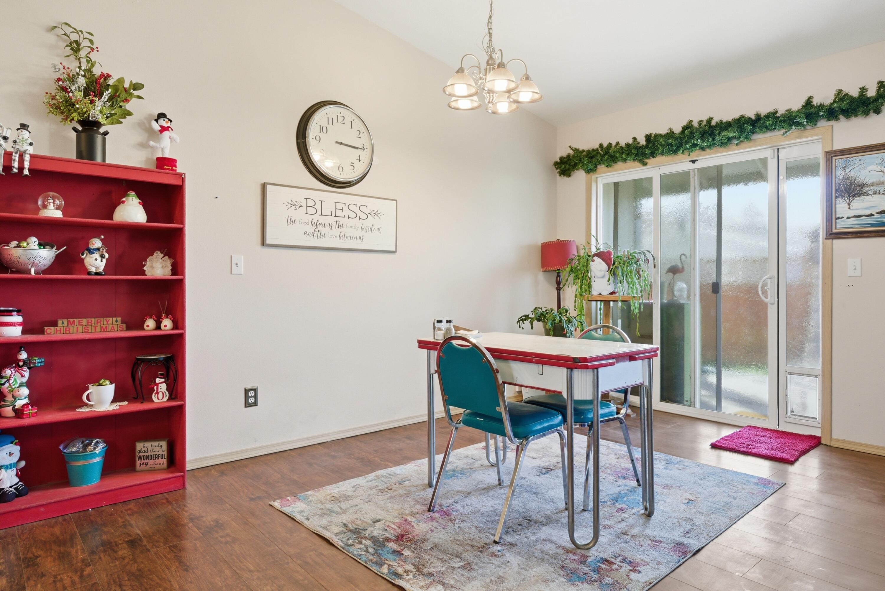 306 SE 8th Street
