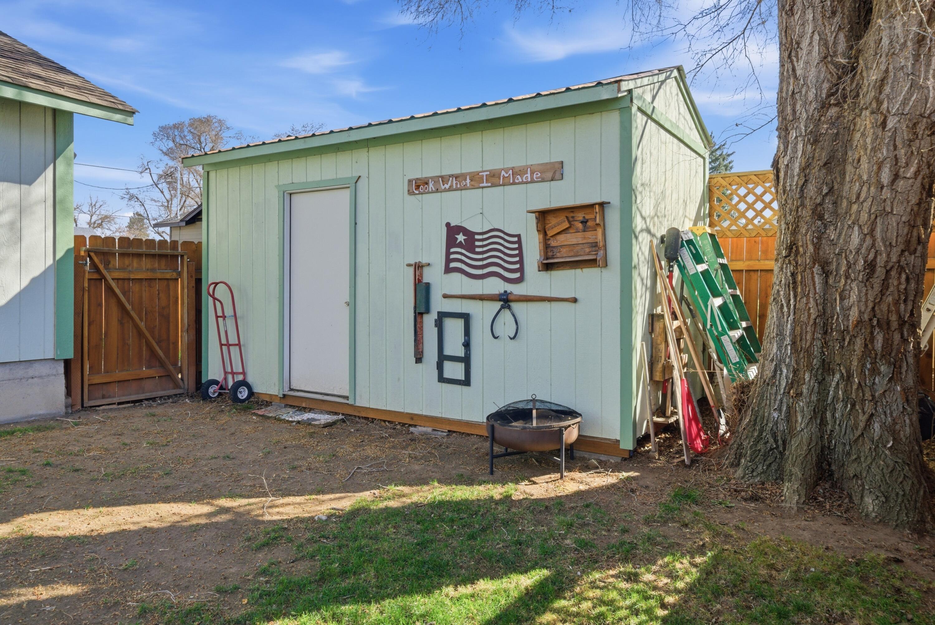 306 SE 8th Street
