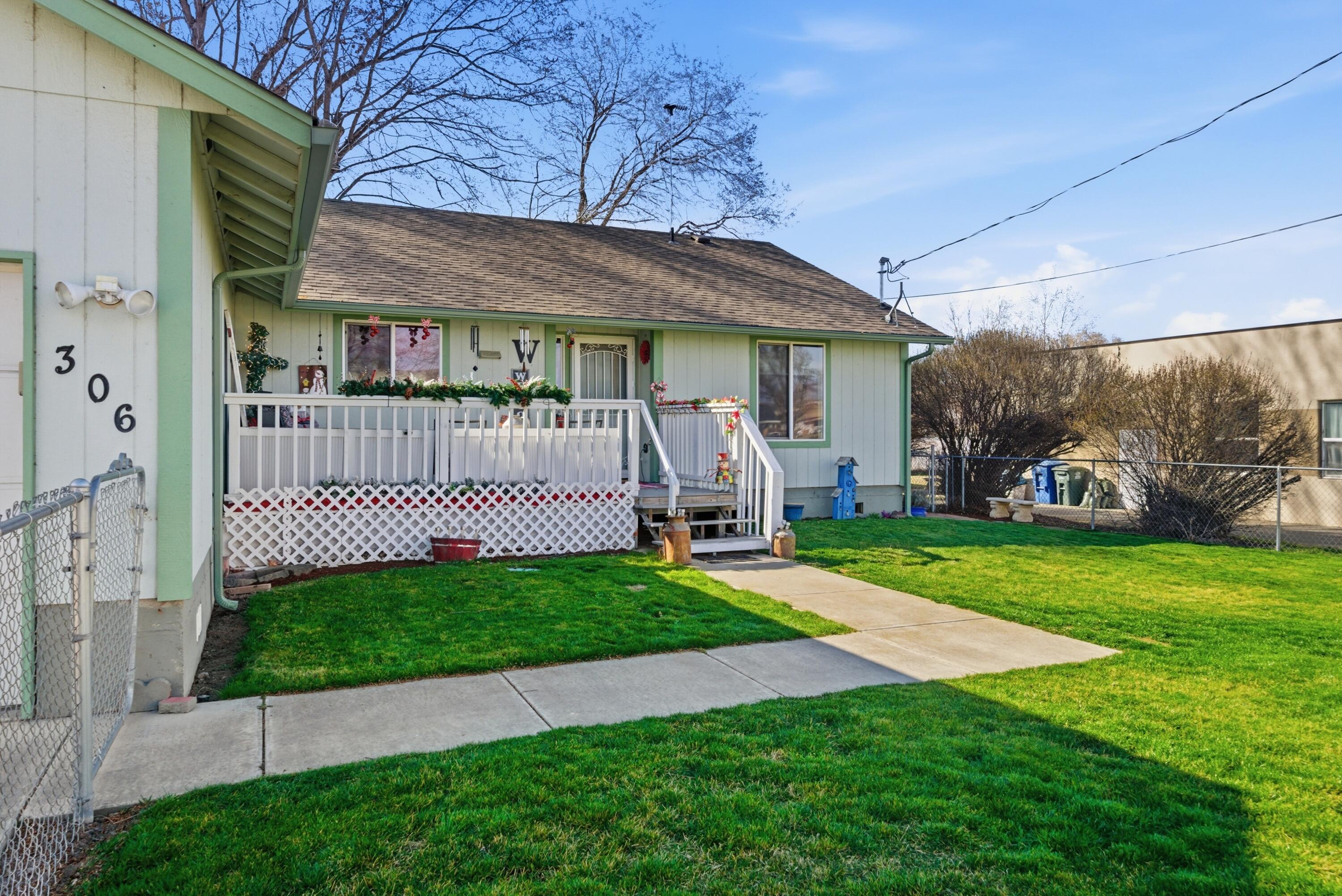 306 SE 8th Street