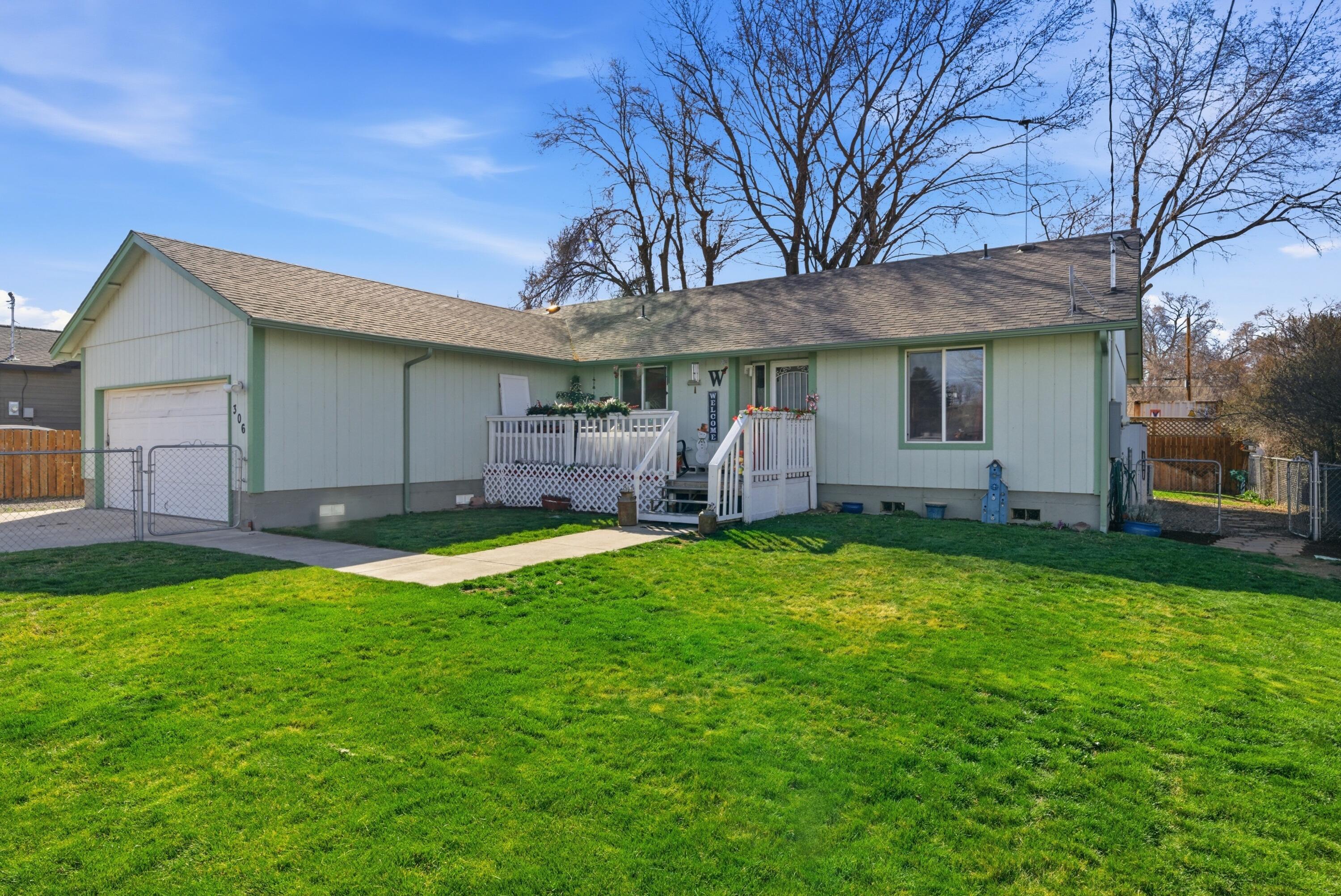 306 SE 8th Street