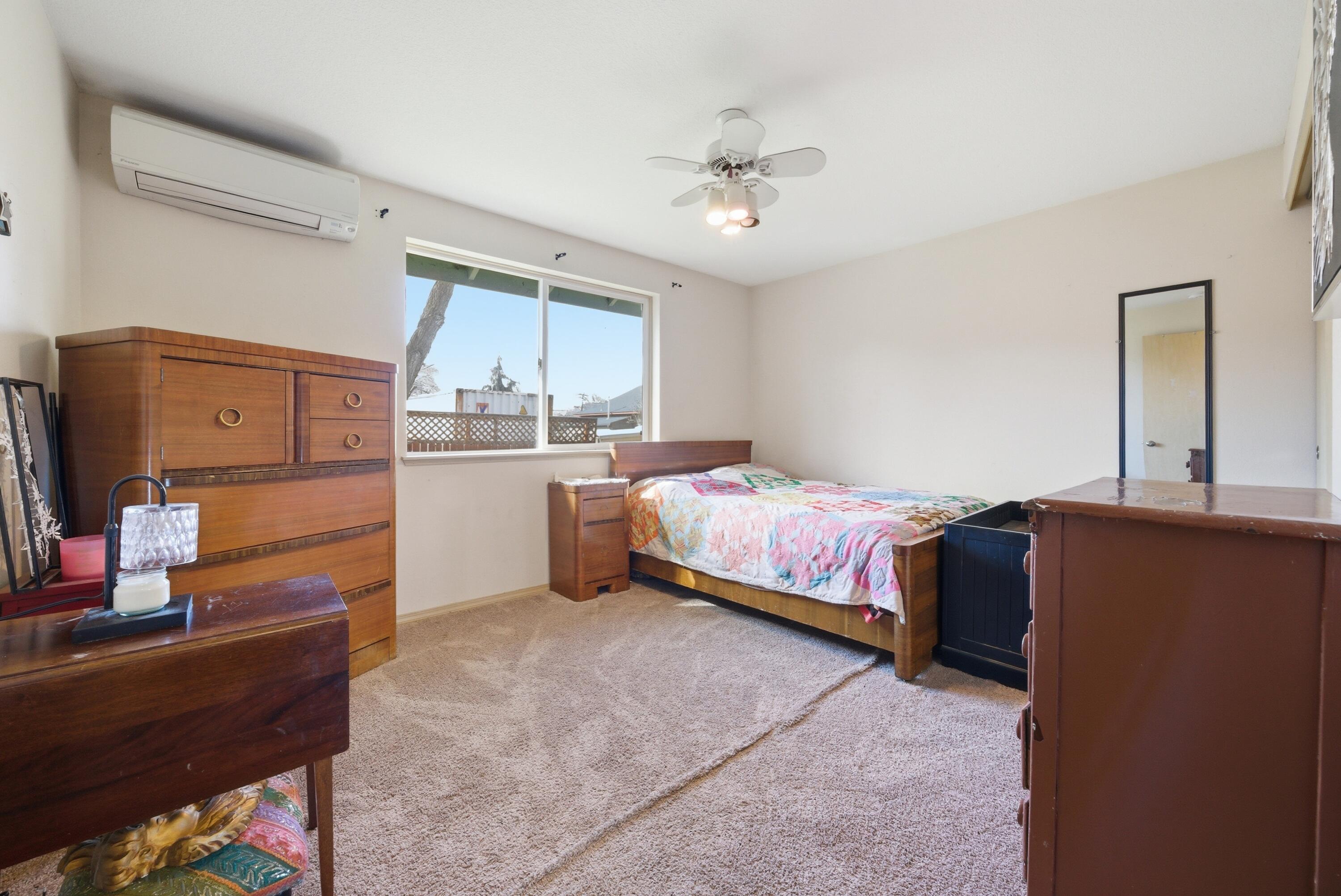 306 SE 8th Street