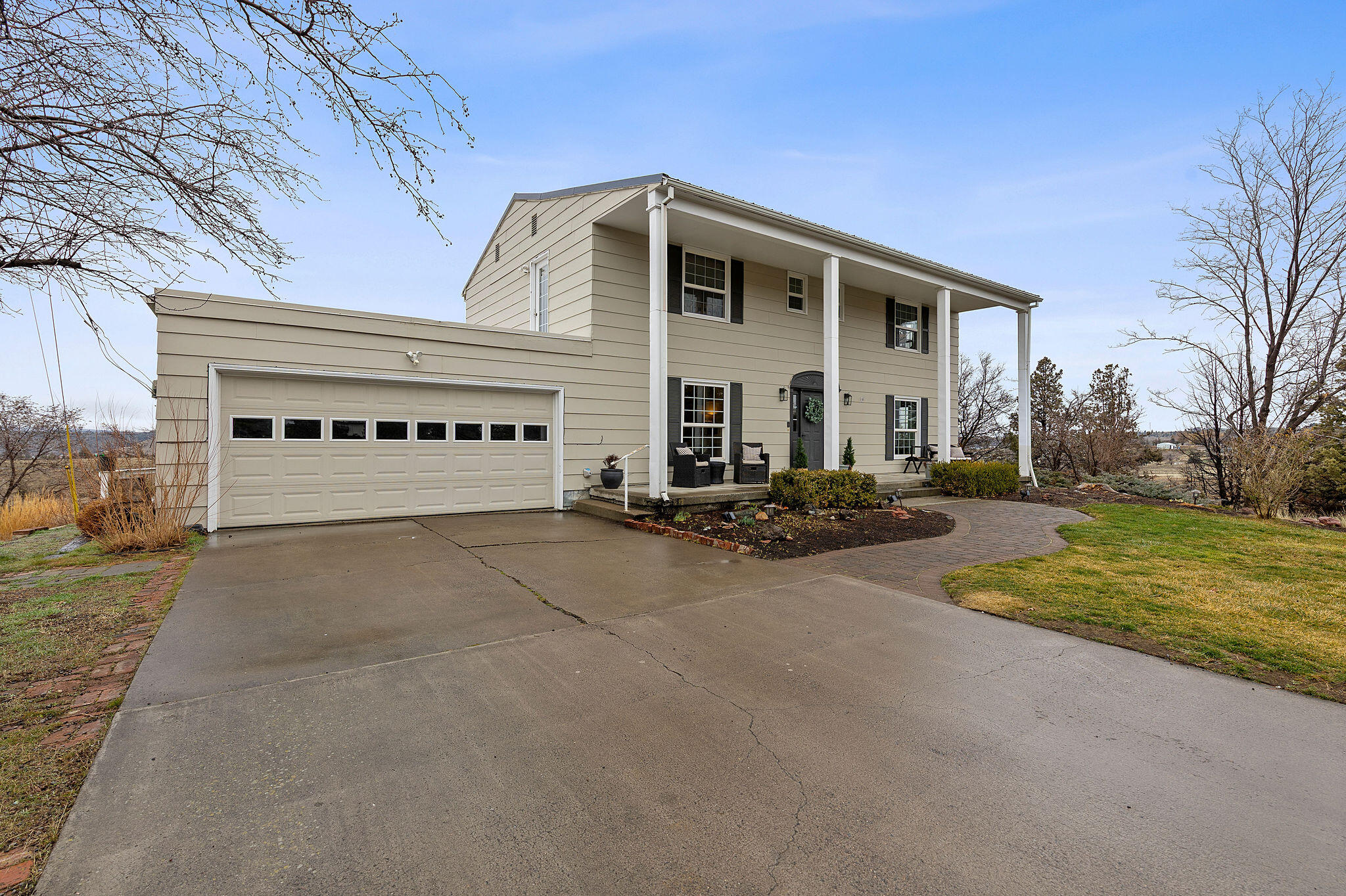 1103 NE Richard Lane