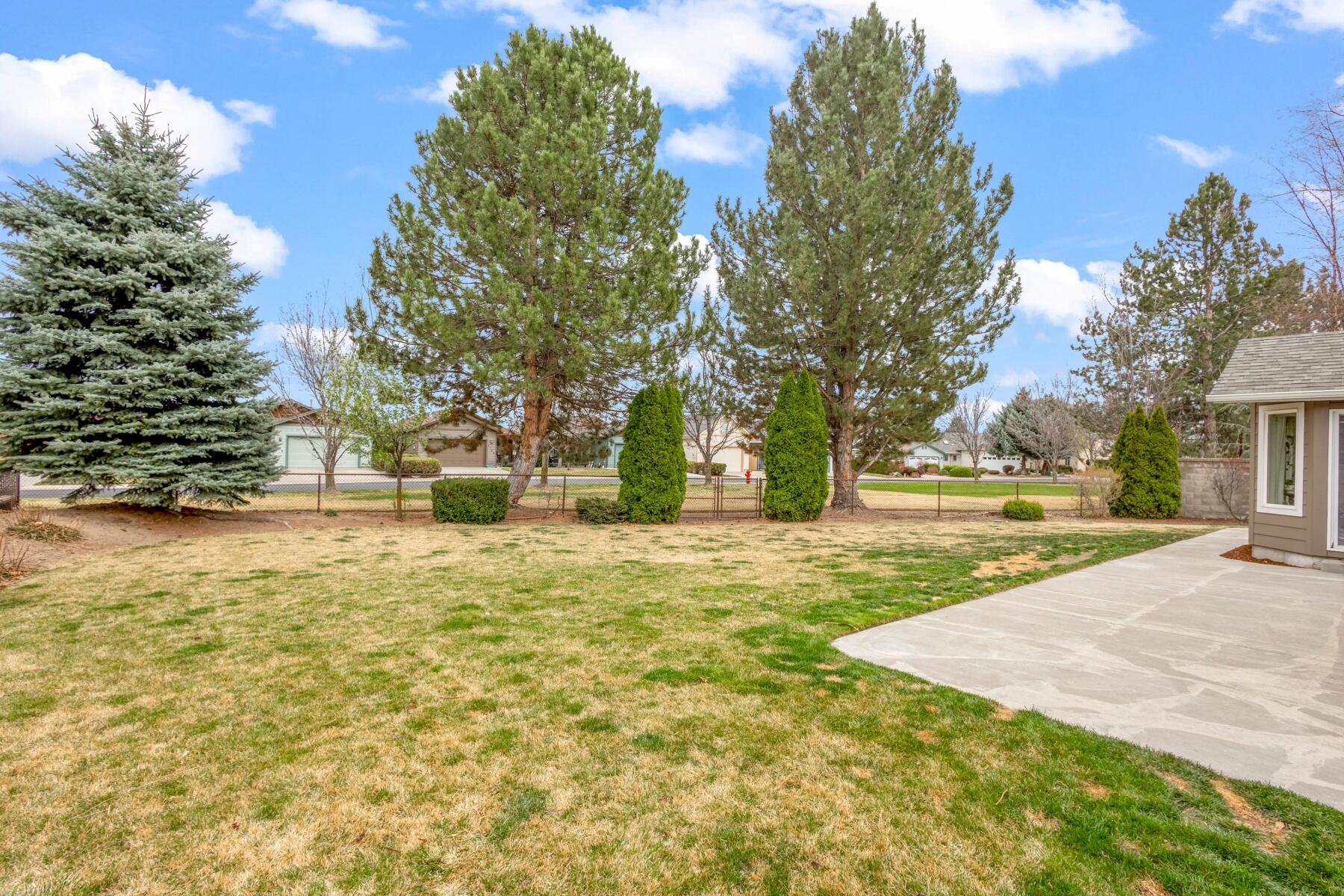 3790 SW Gene Sarazan Drive