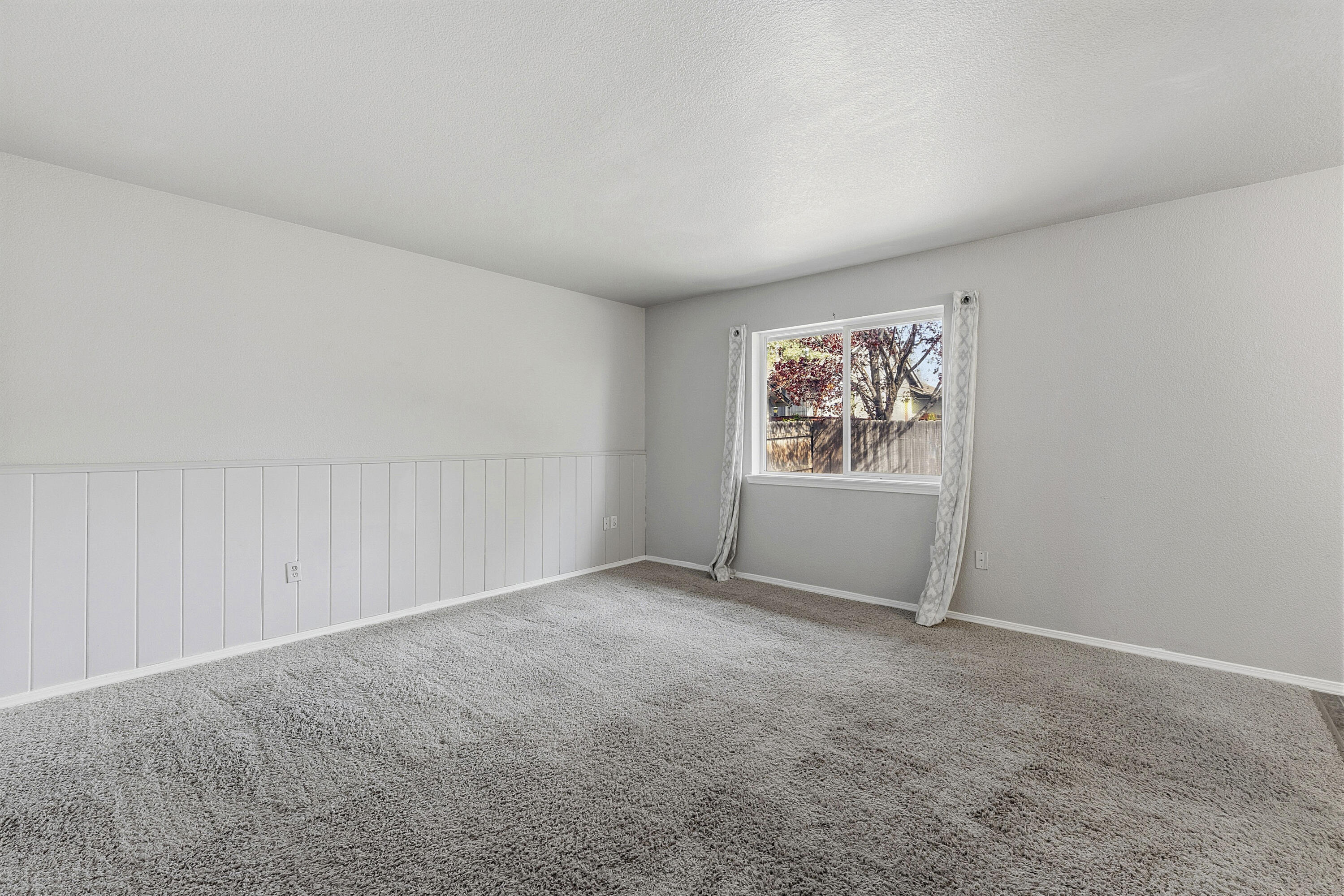 2213 NW Ivy Avenue