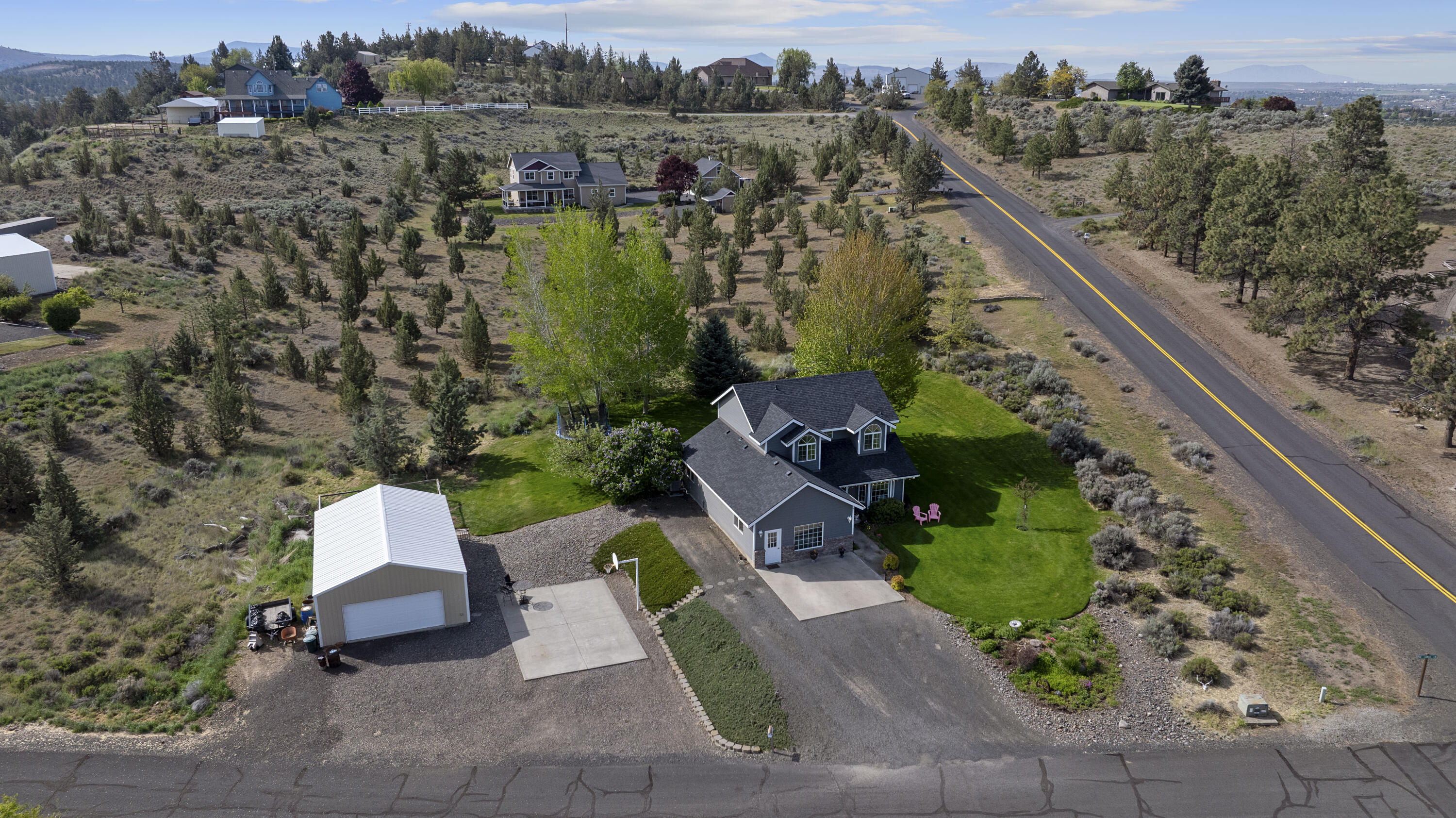2045 NE Camas Lane