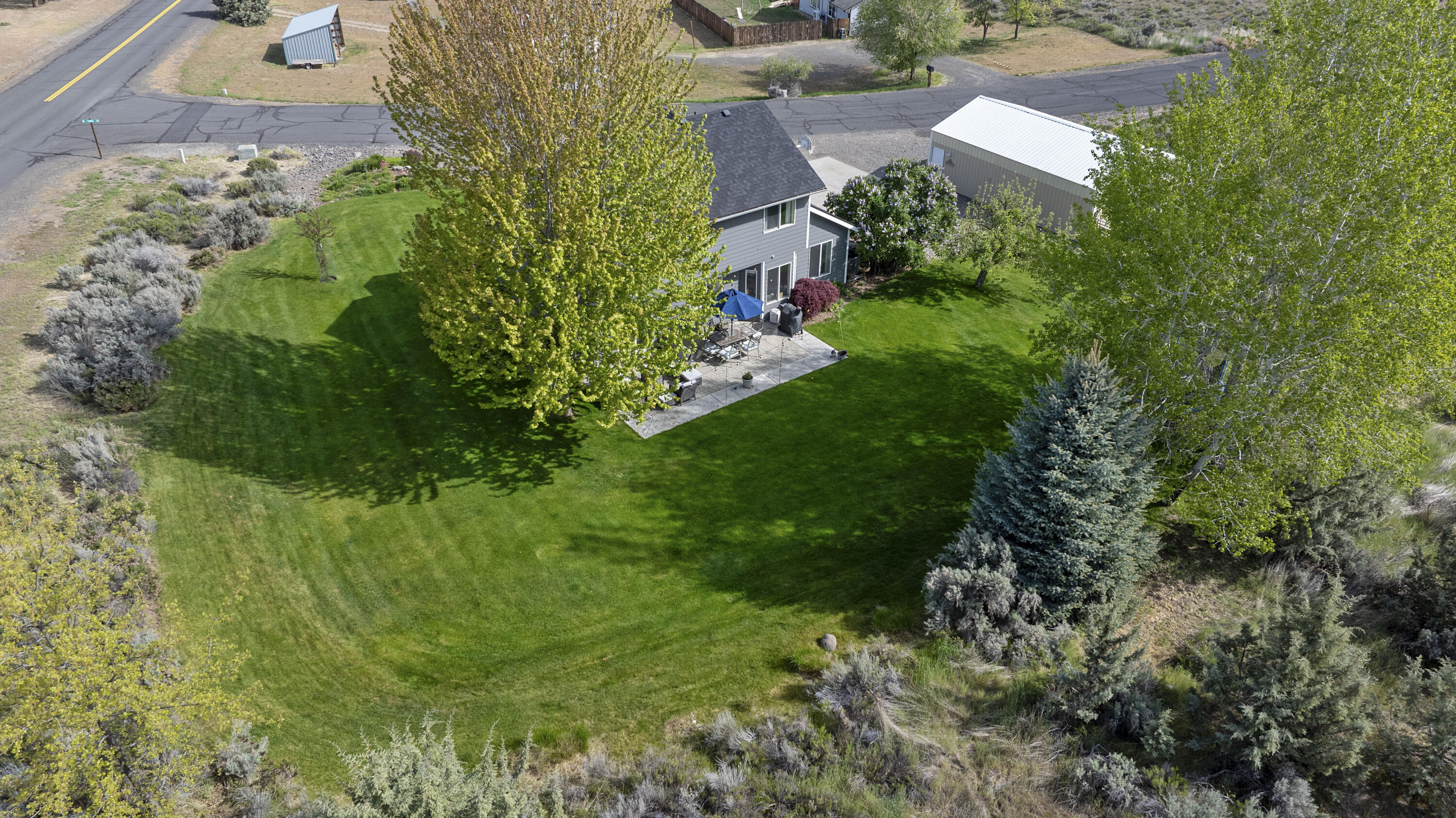 2045 NE Camas Lane