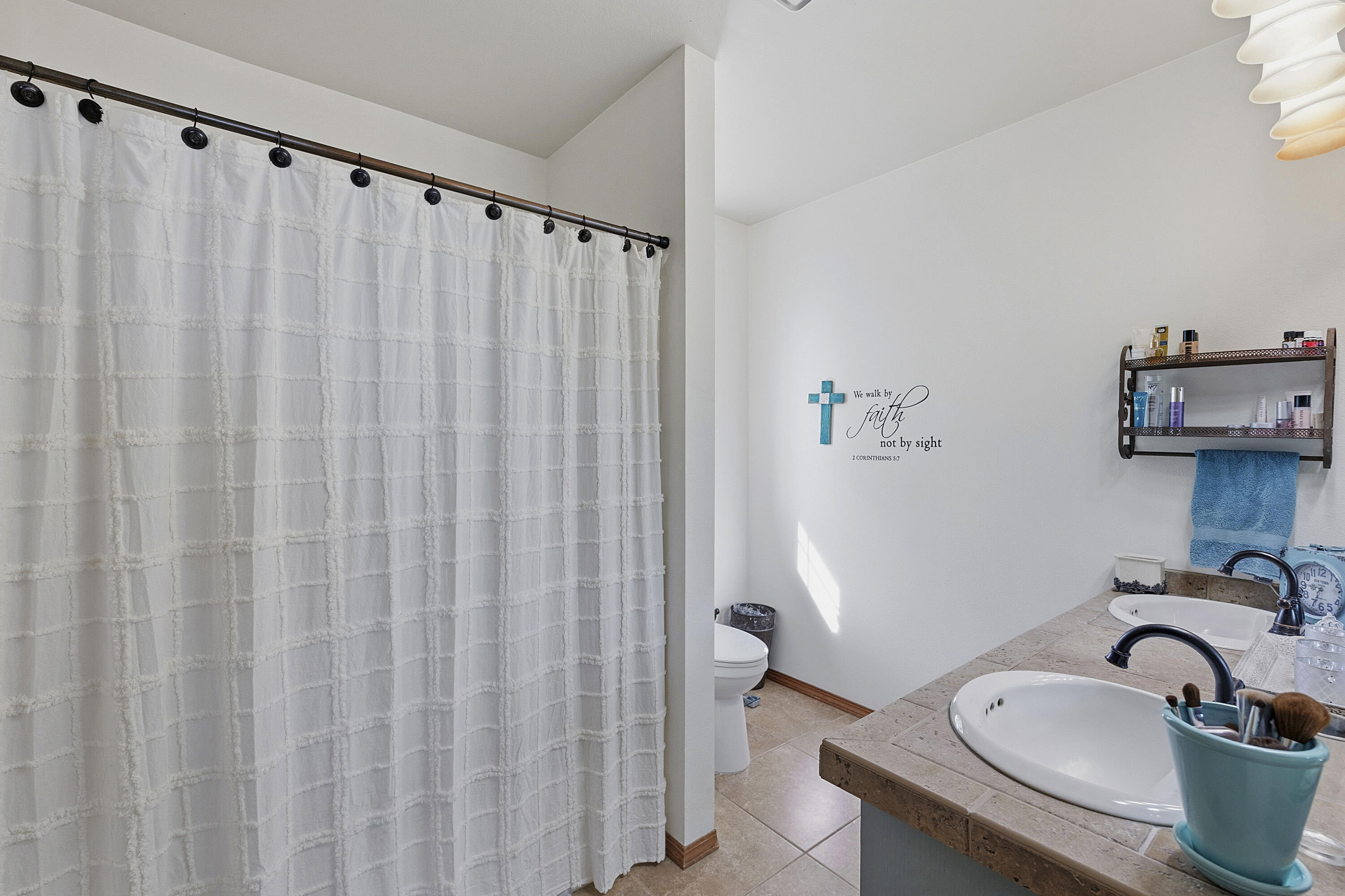 2045 NE Camas Lane