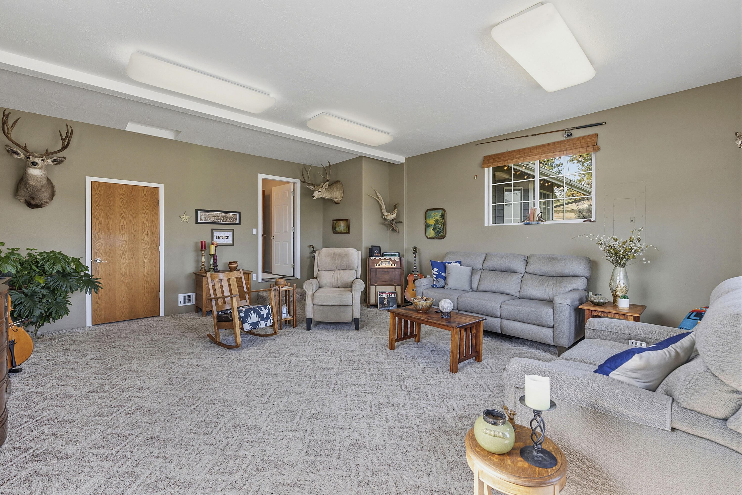 2045 NE Camas Lane