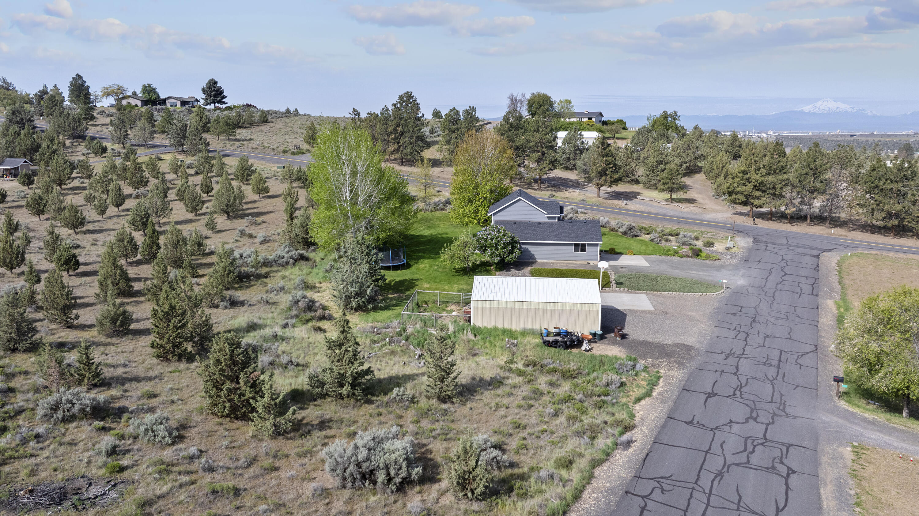 2045 NE Camas Lane
