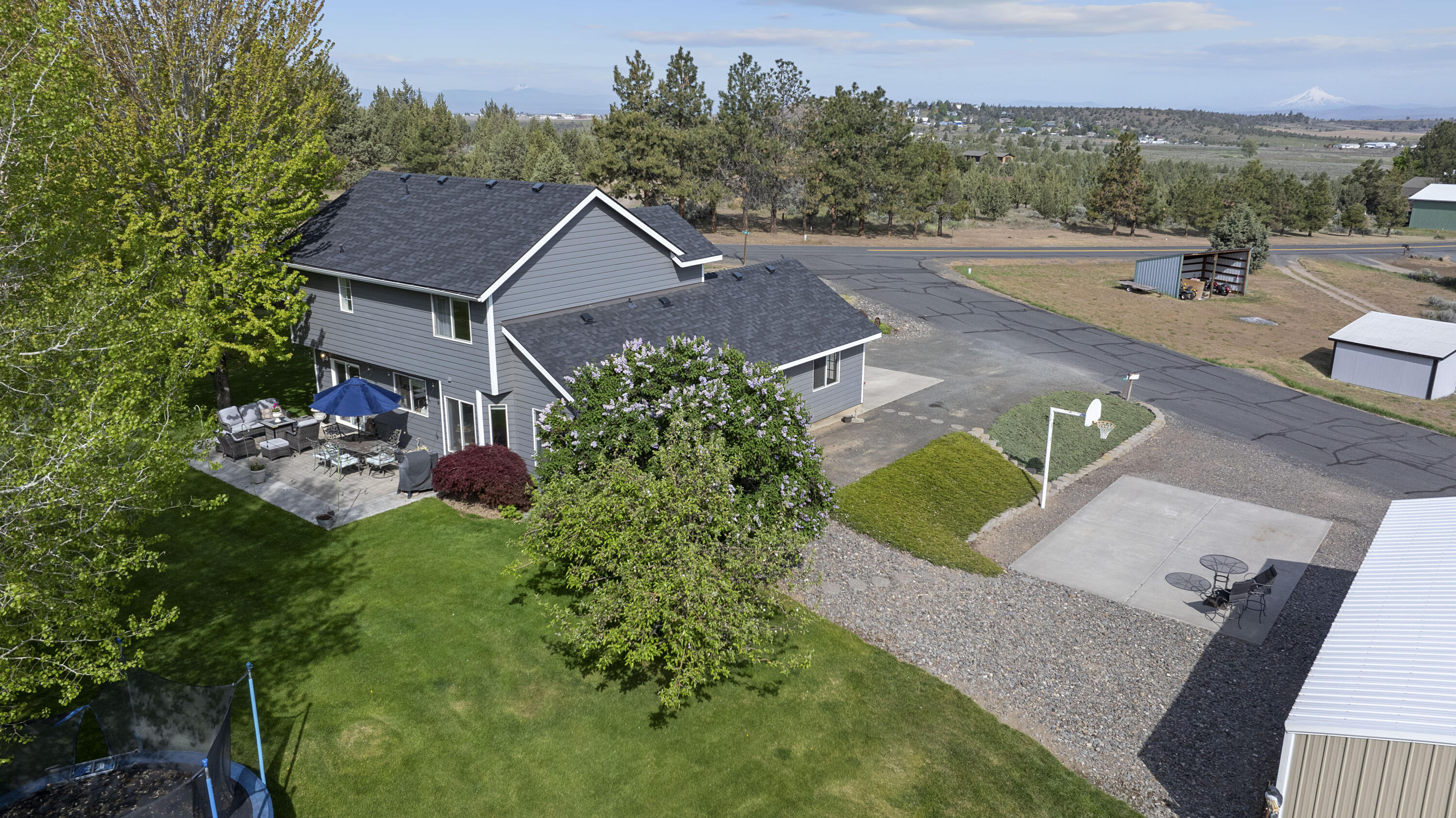 2045 NE Camas Lane