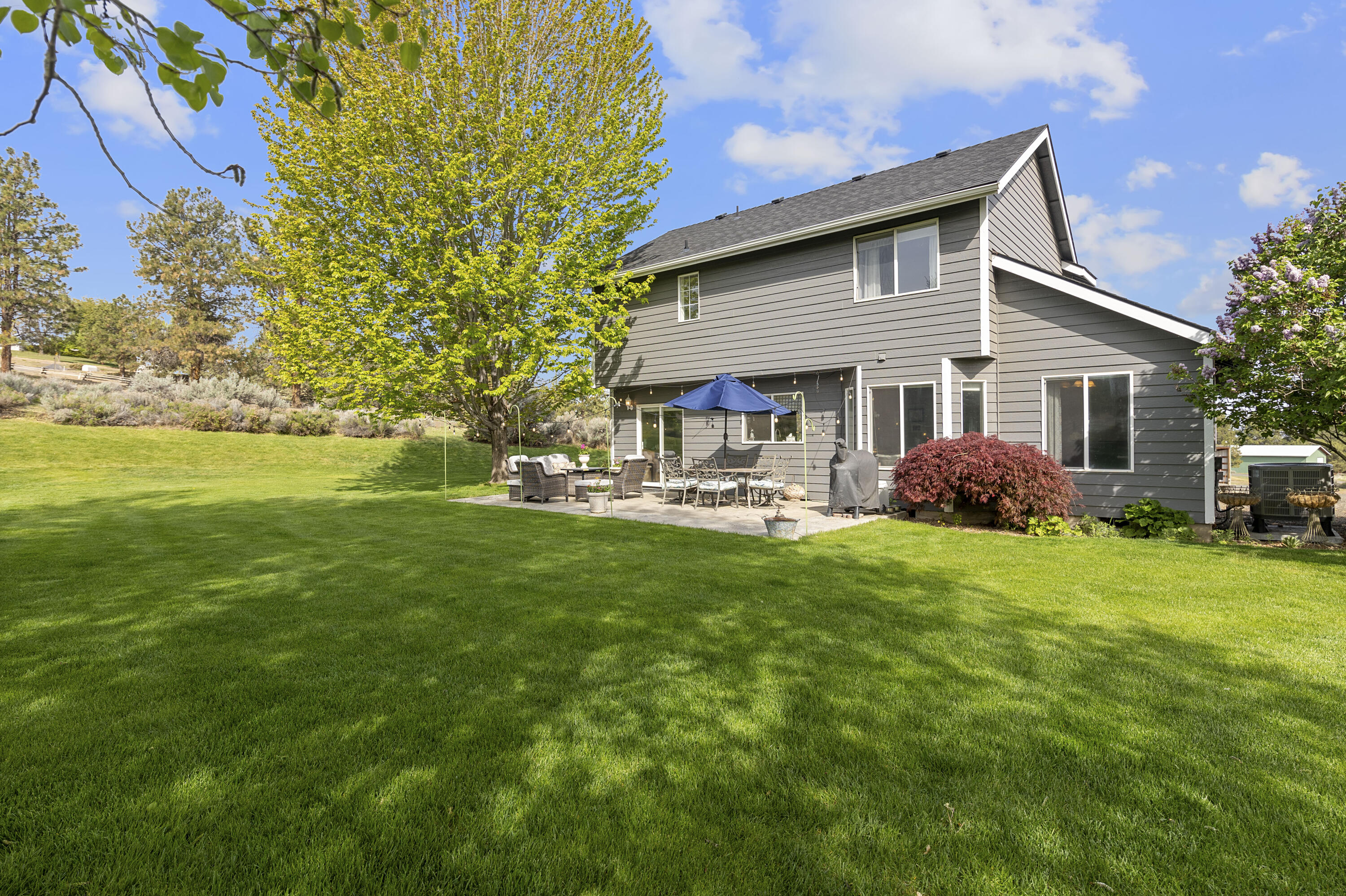 2045 NE Camas Lane