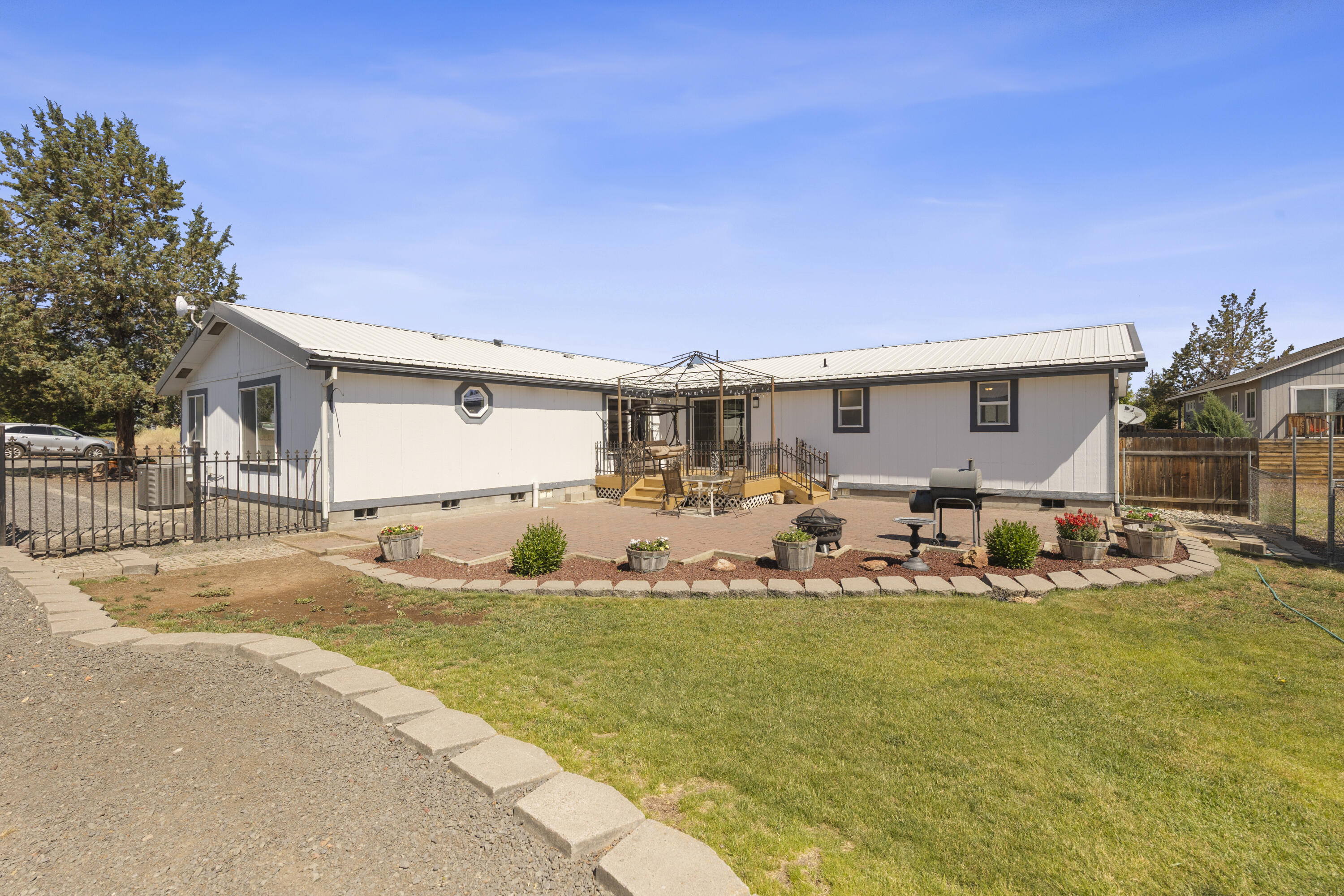 605 SE Kinkade Road