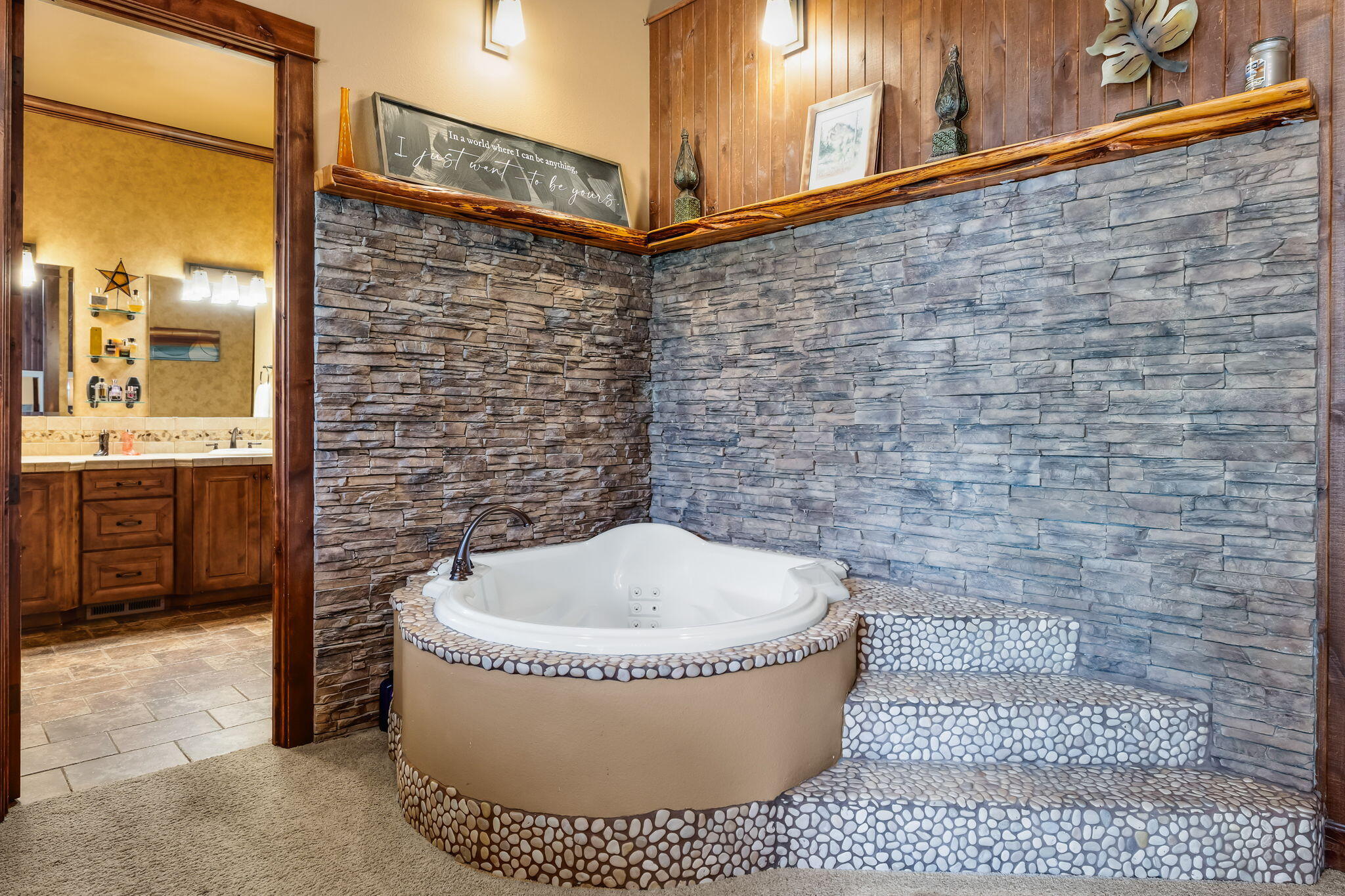 1144 Highland View Loop