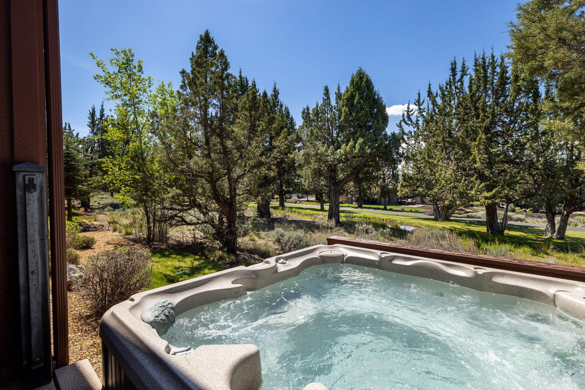 1144 Highland View Loop