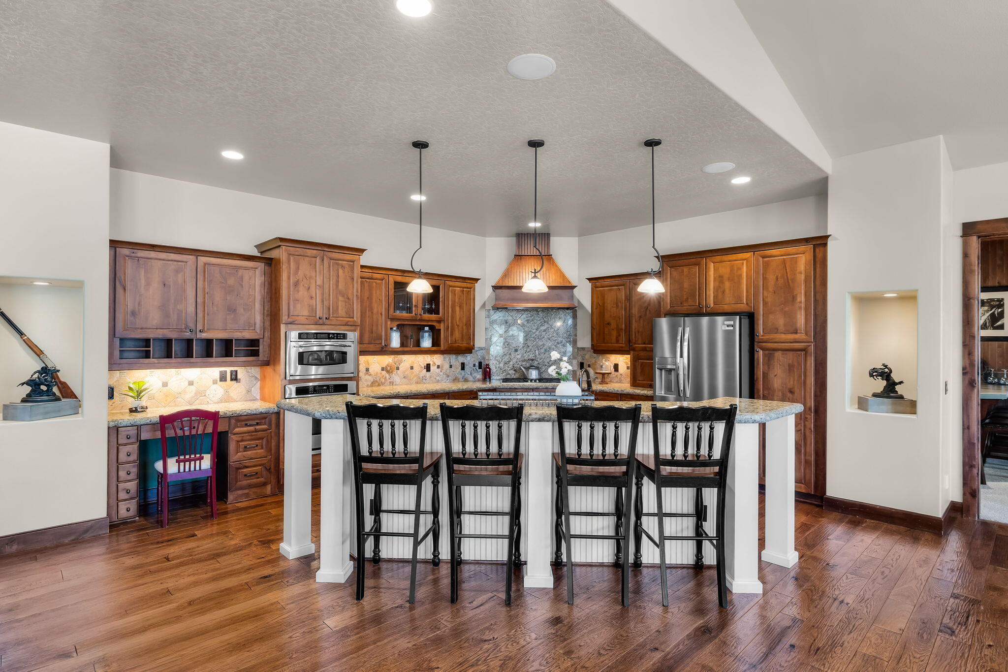 1144 Highland View Loop
