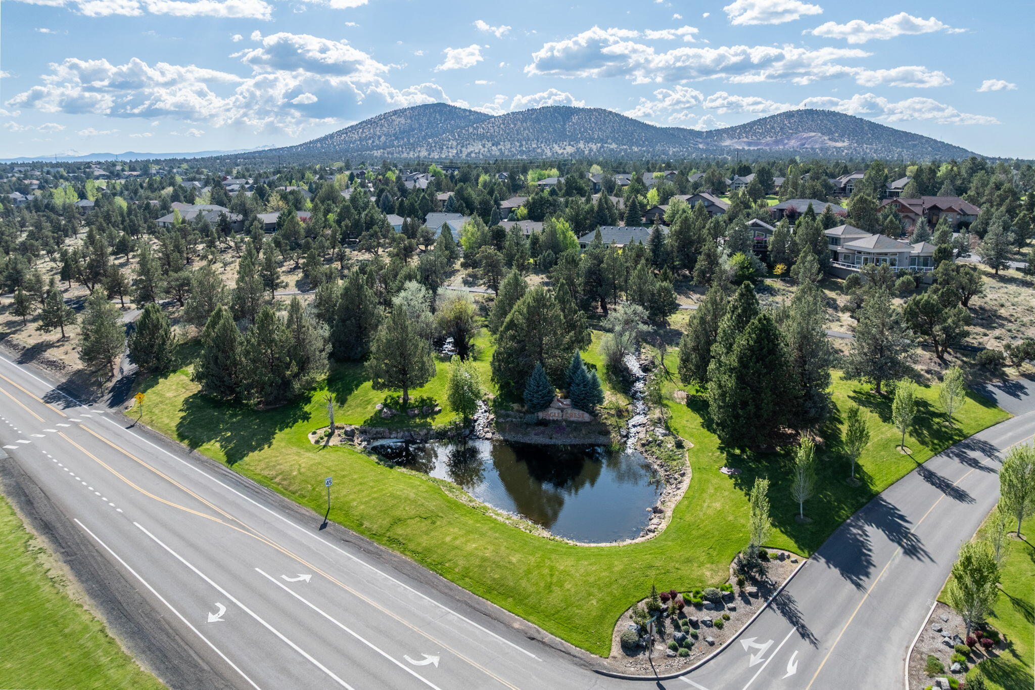 1144 Highland View Loop
