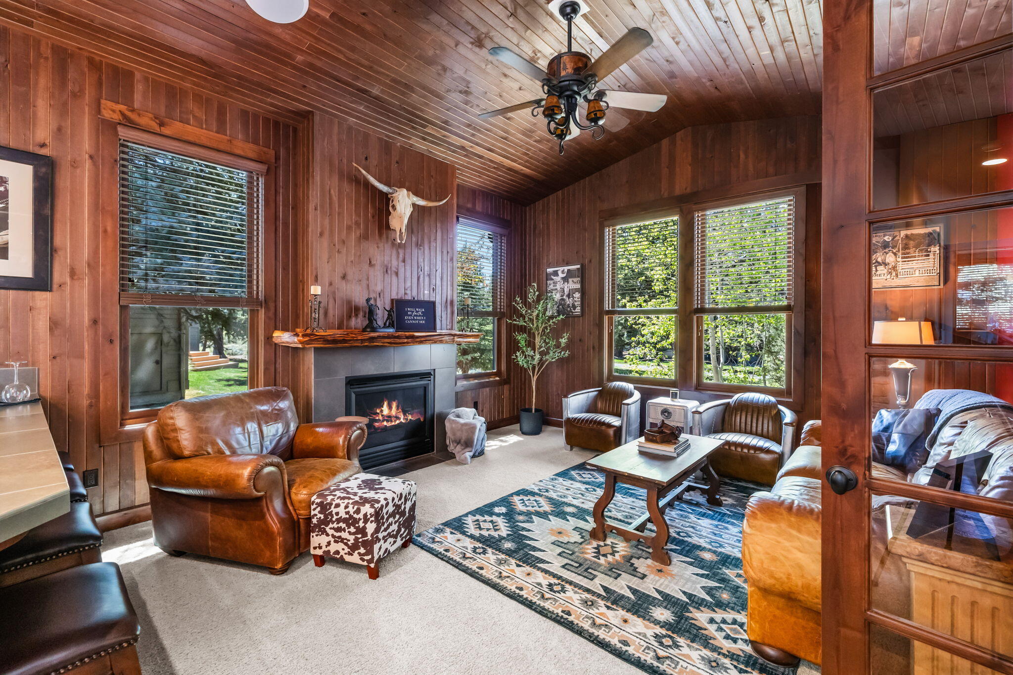 1144 Highland View Loop
