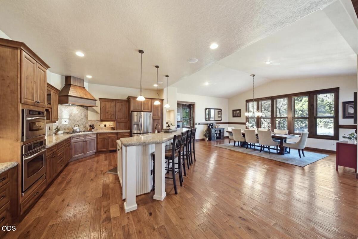 1144 Highland View Loop