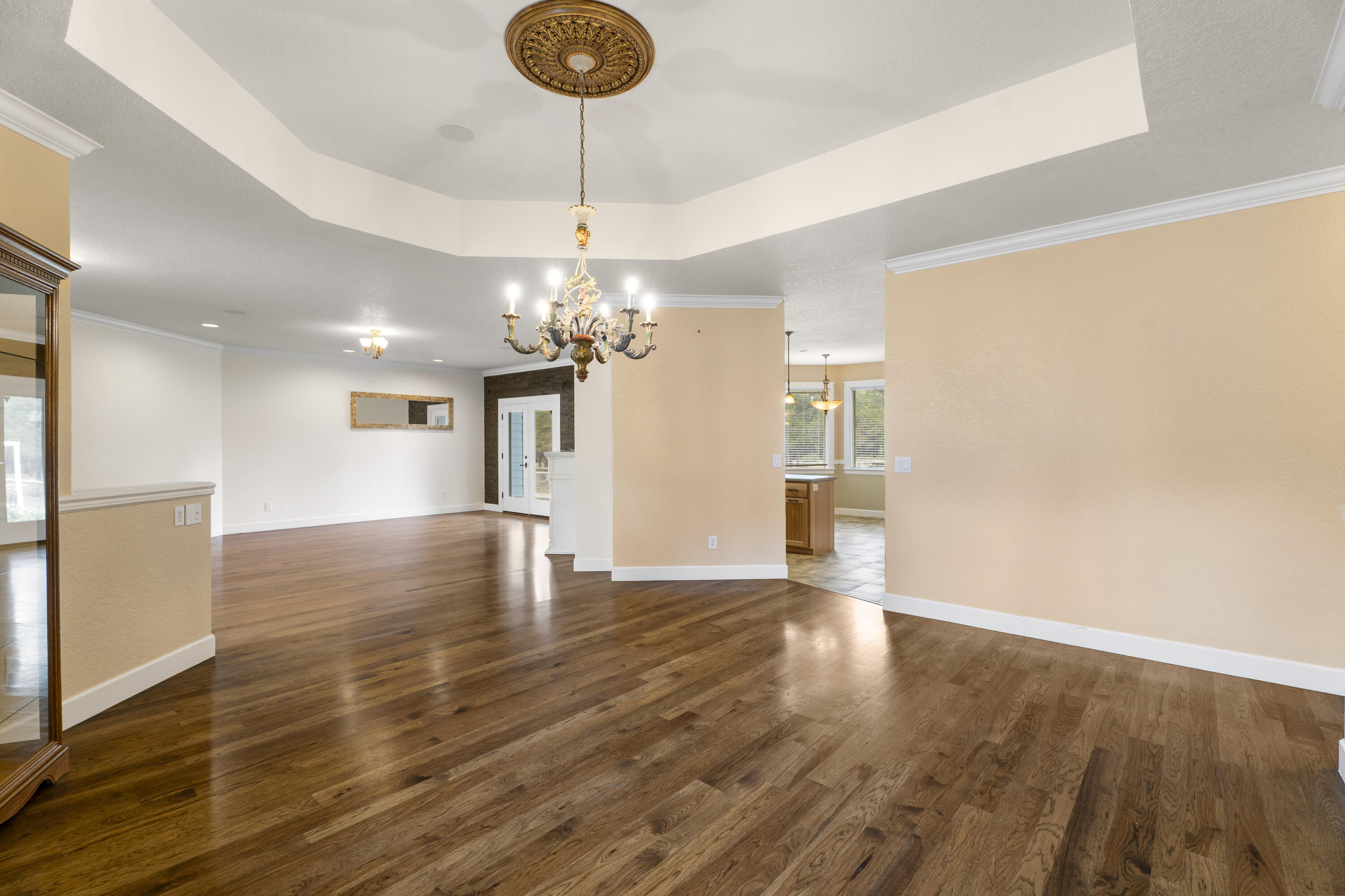 17045 Shawnee Circle