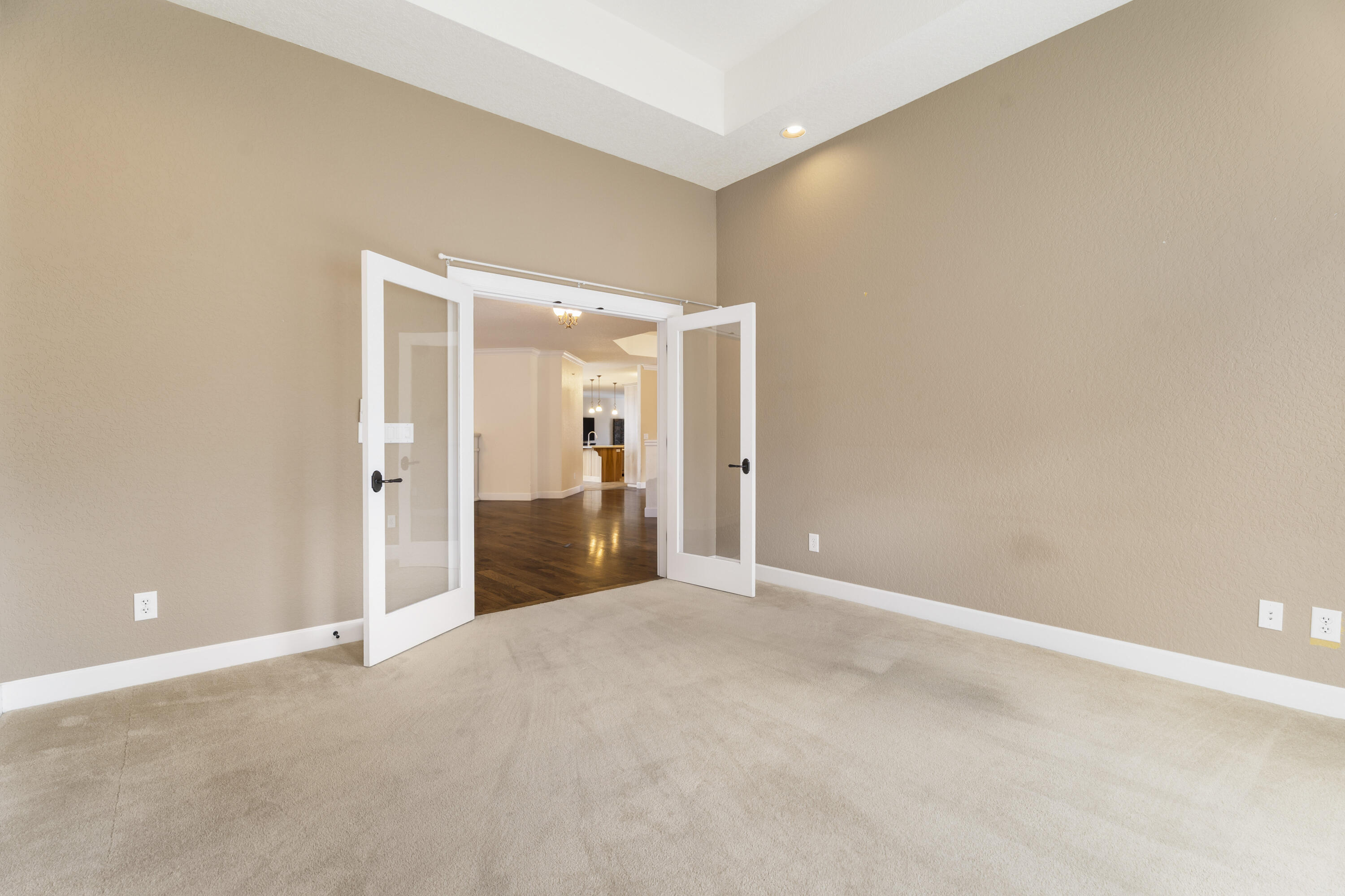17045 Shawnee Circle