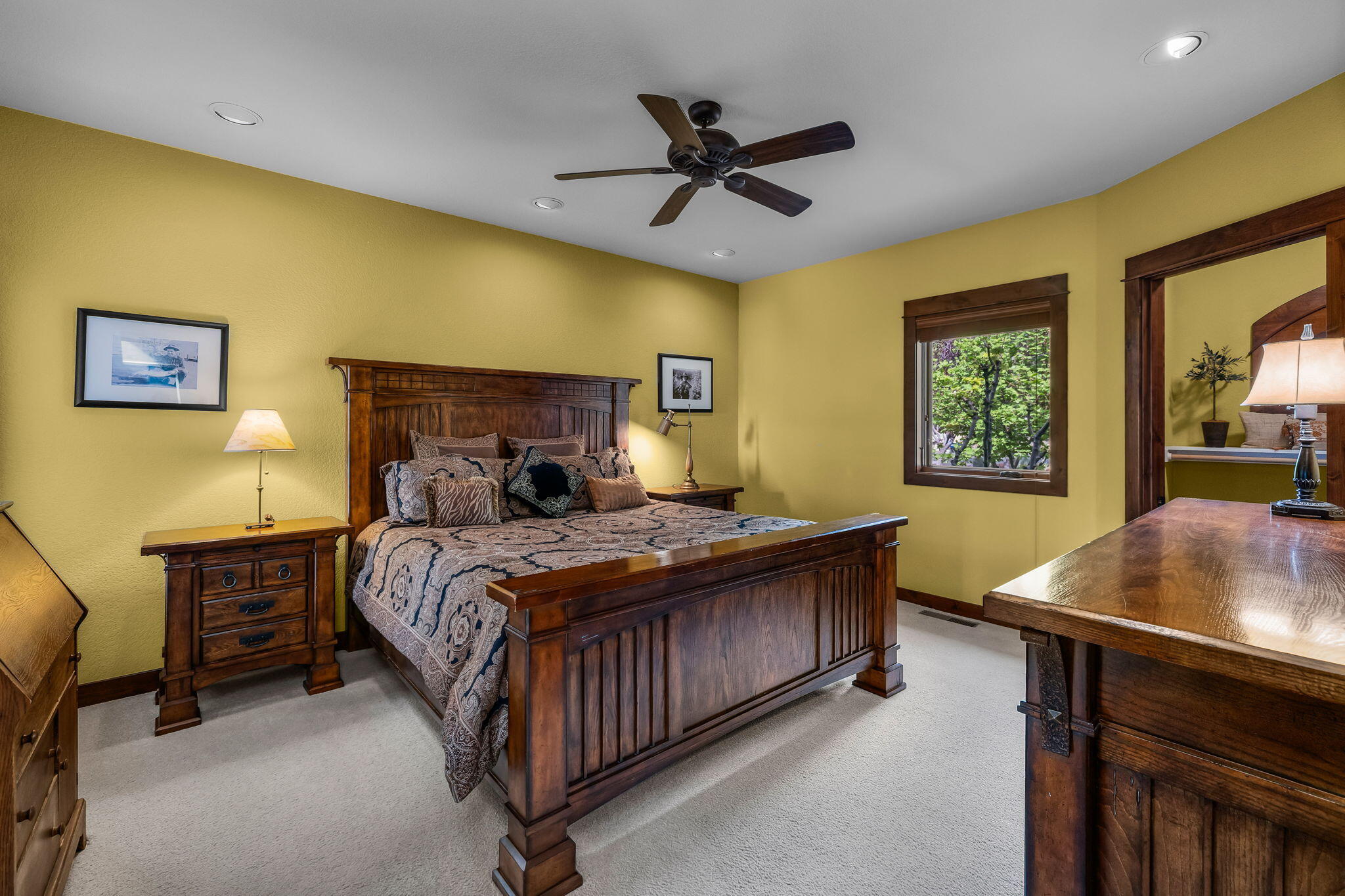 1134 Highland View Loop