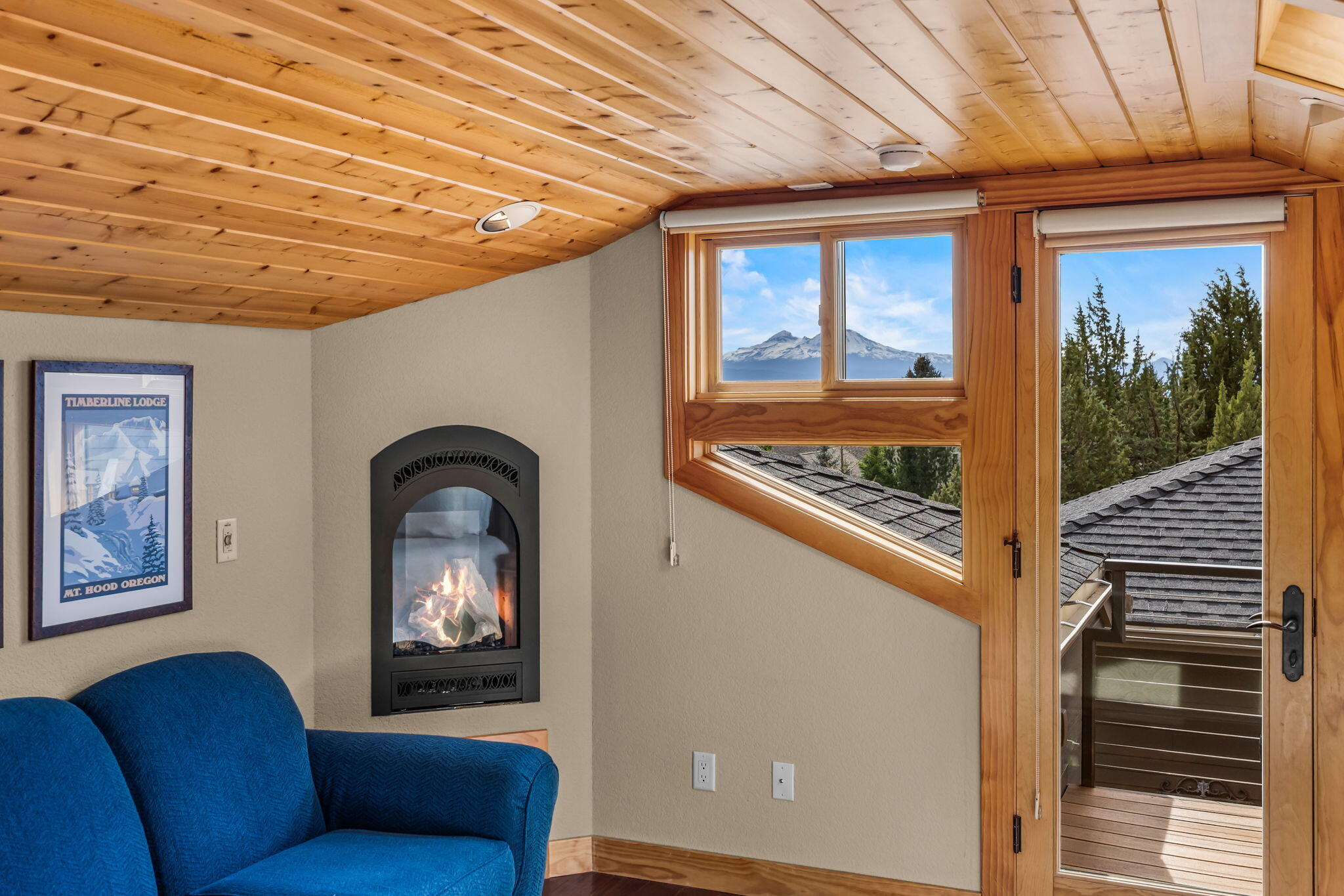 1134 Highland View Loop