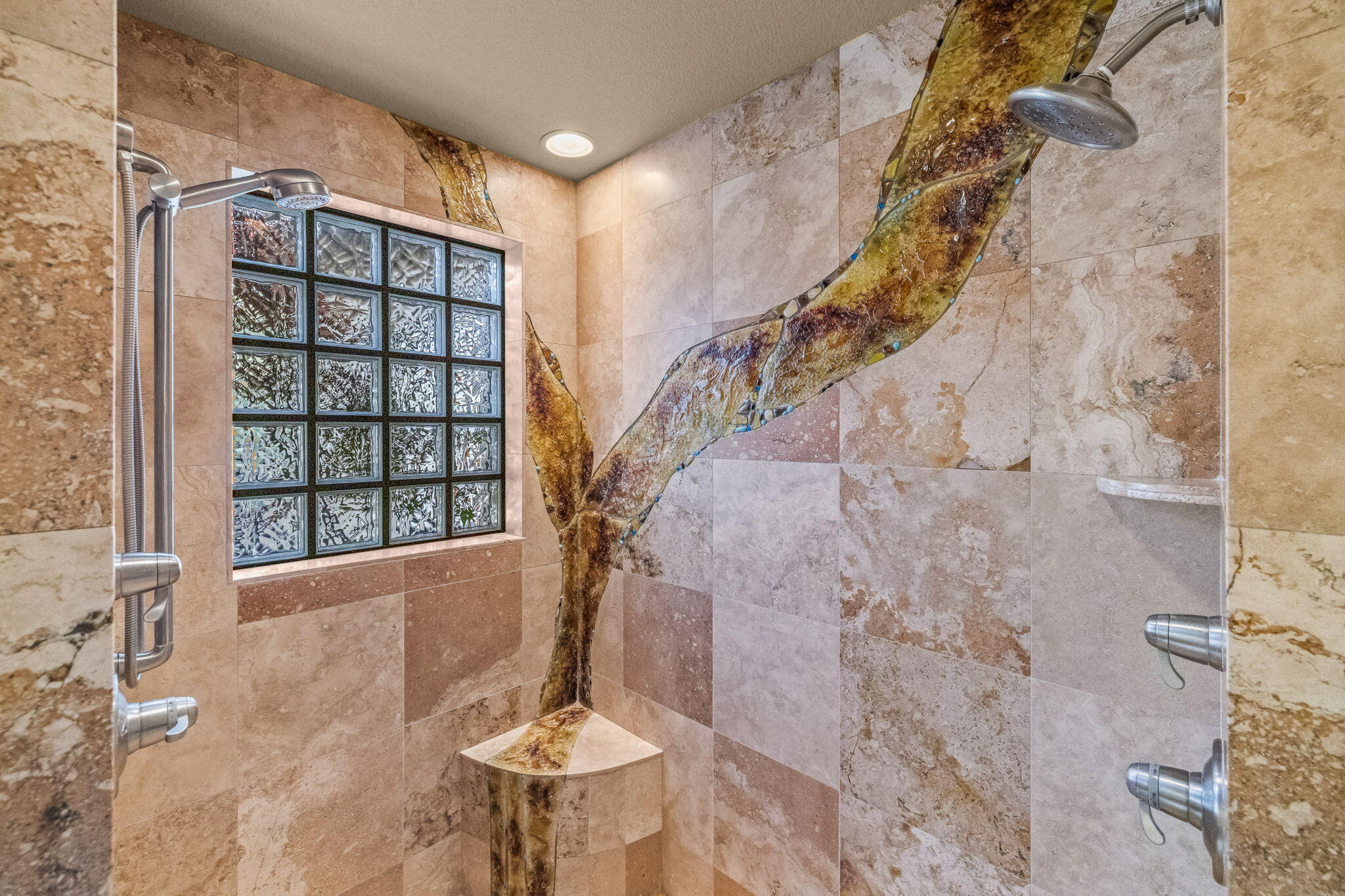 1134 Highland View Loop