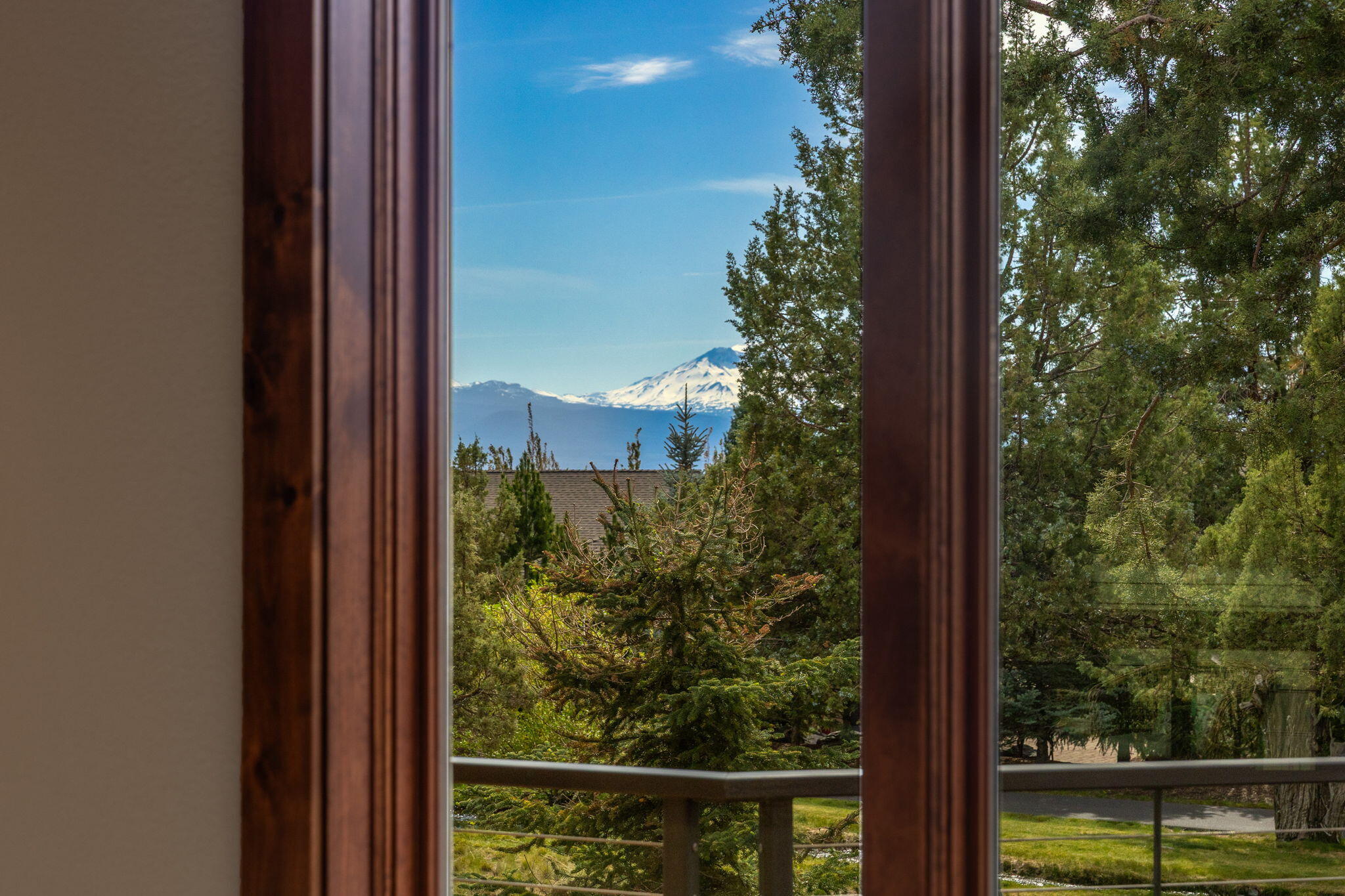 1134 Highland View Loop