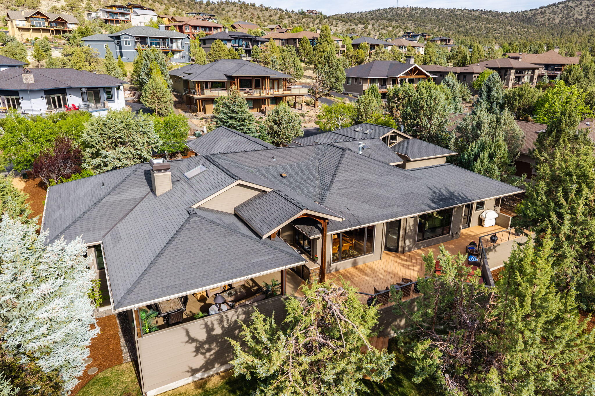1134 Highland View Loop