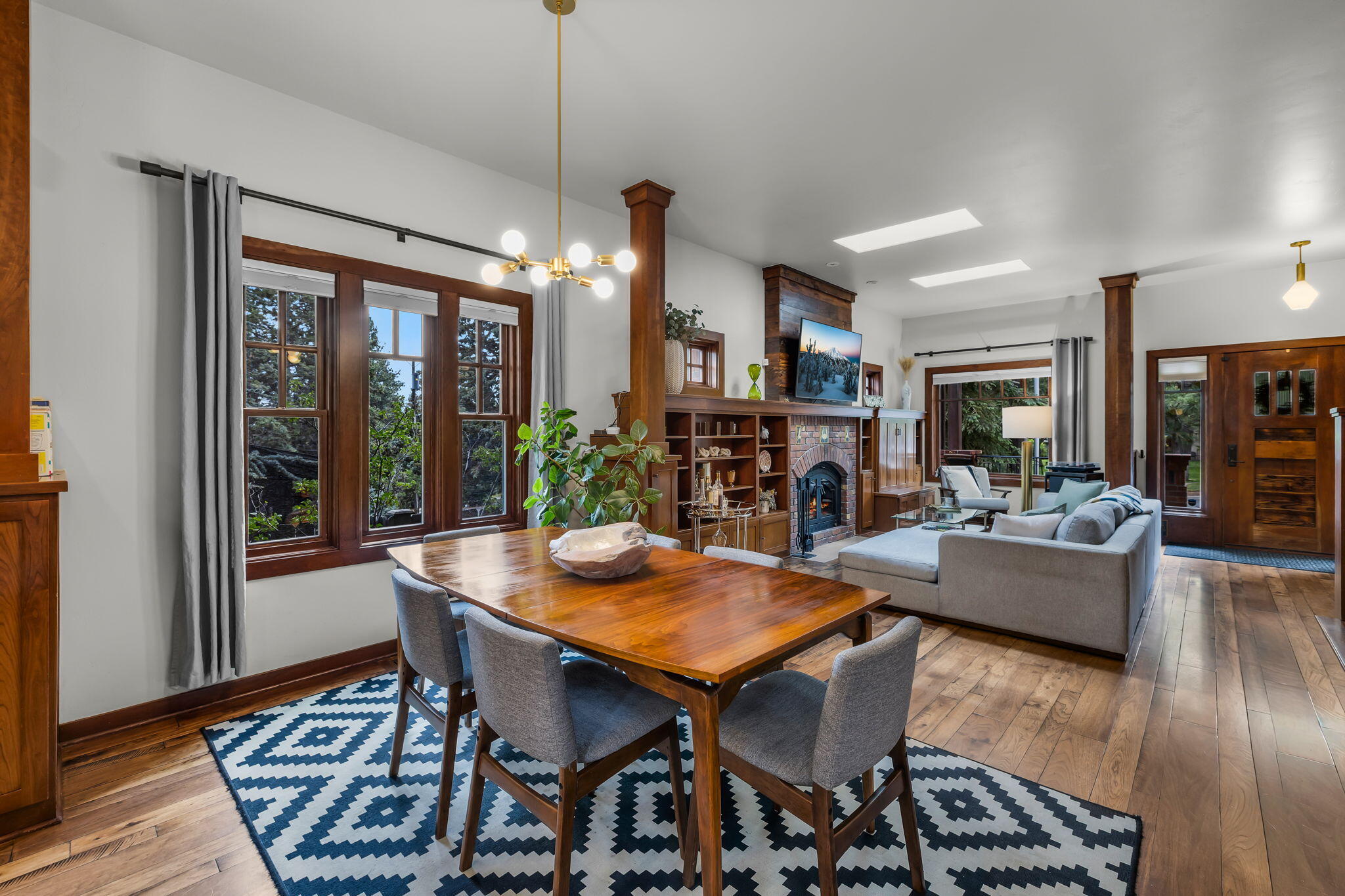 2216 NW 6th Street
