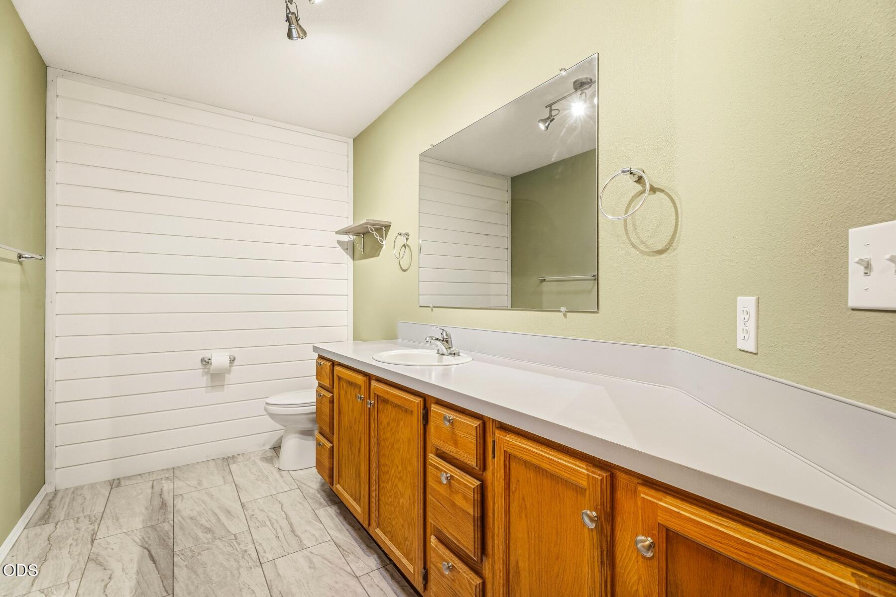 6678 SE Davis Loop