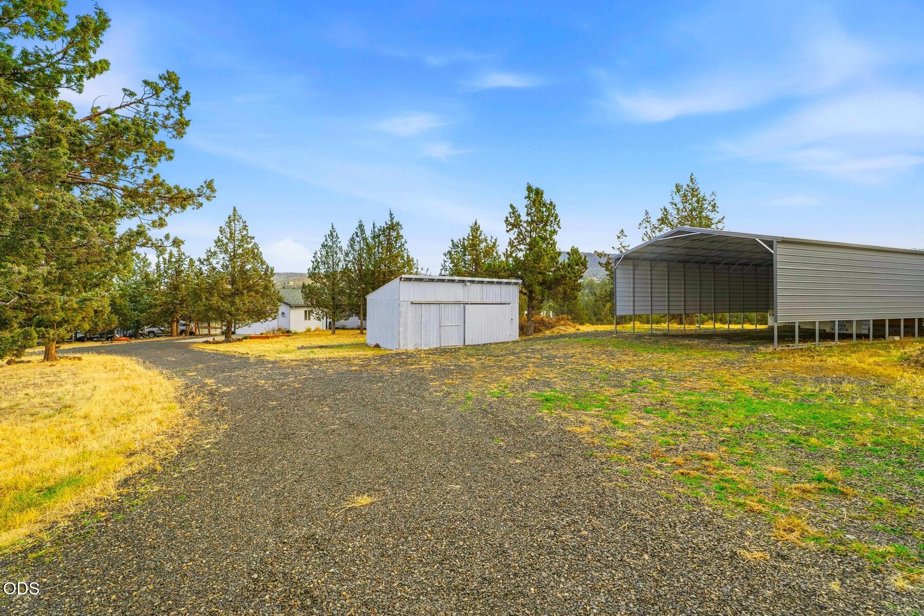 6678 SE Davis Loop