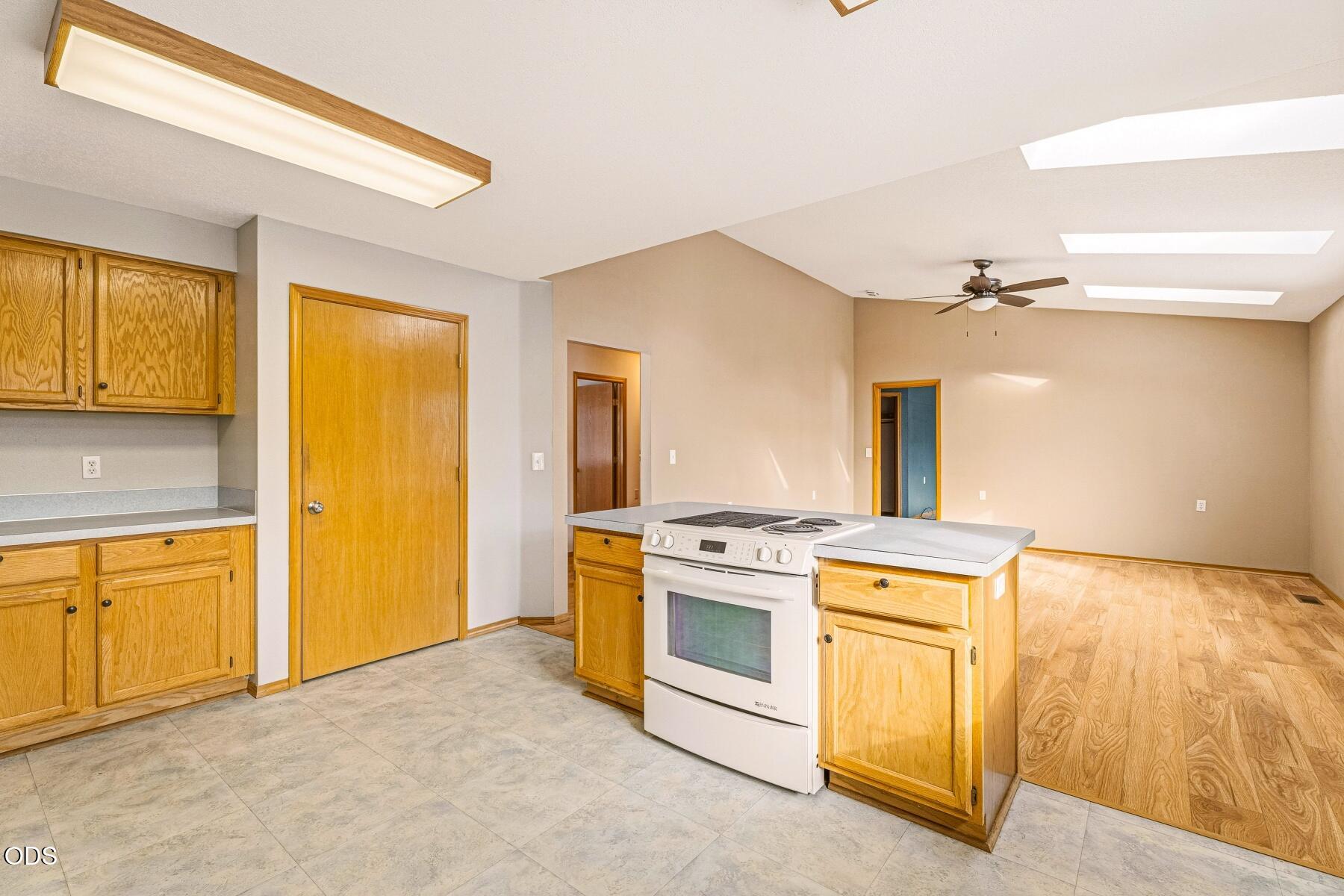 6678 SE Davis Loop
