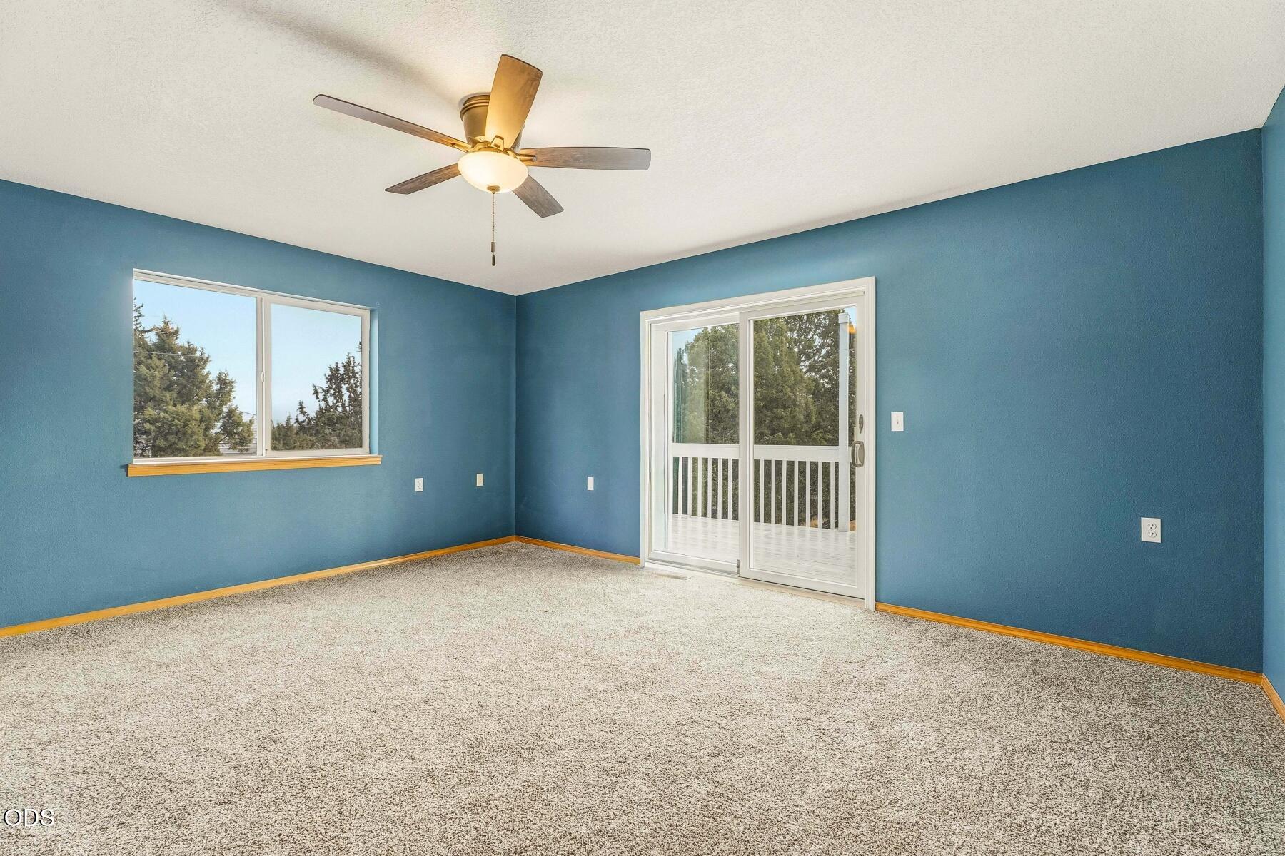 6678 SE Davis Loop