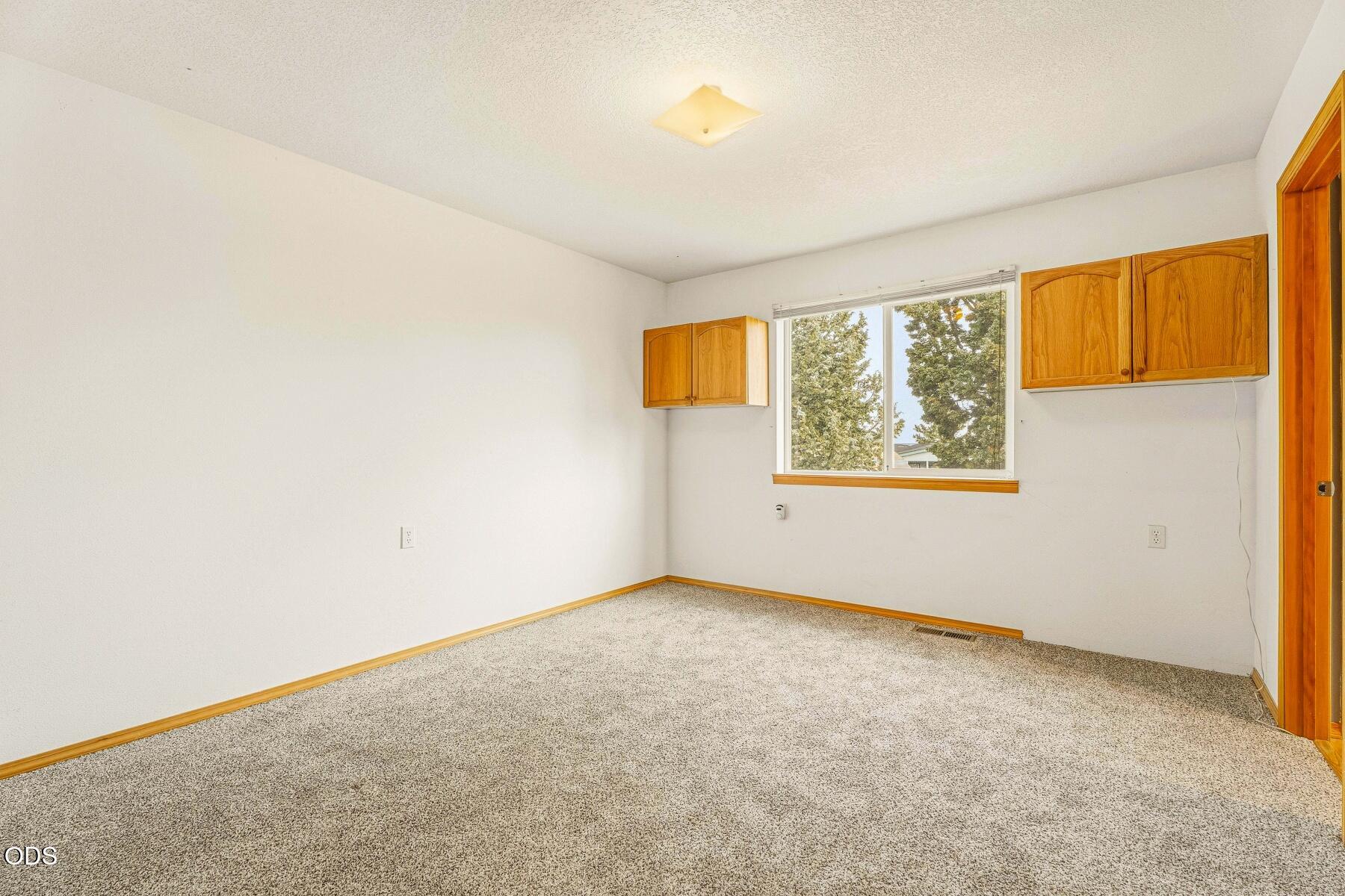 6678 SE Davis Loop