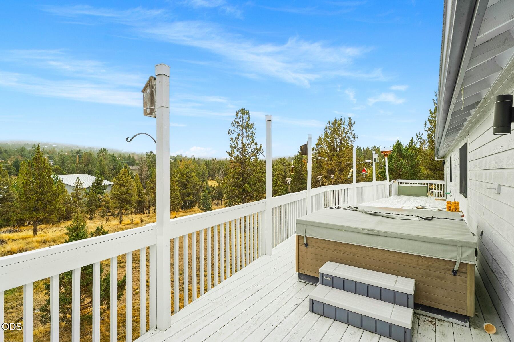 6678 SE Davis Loop