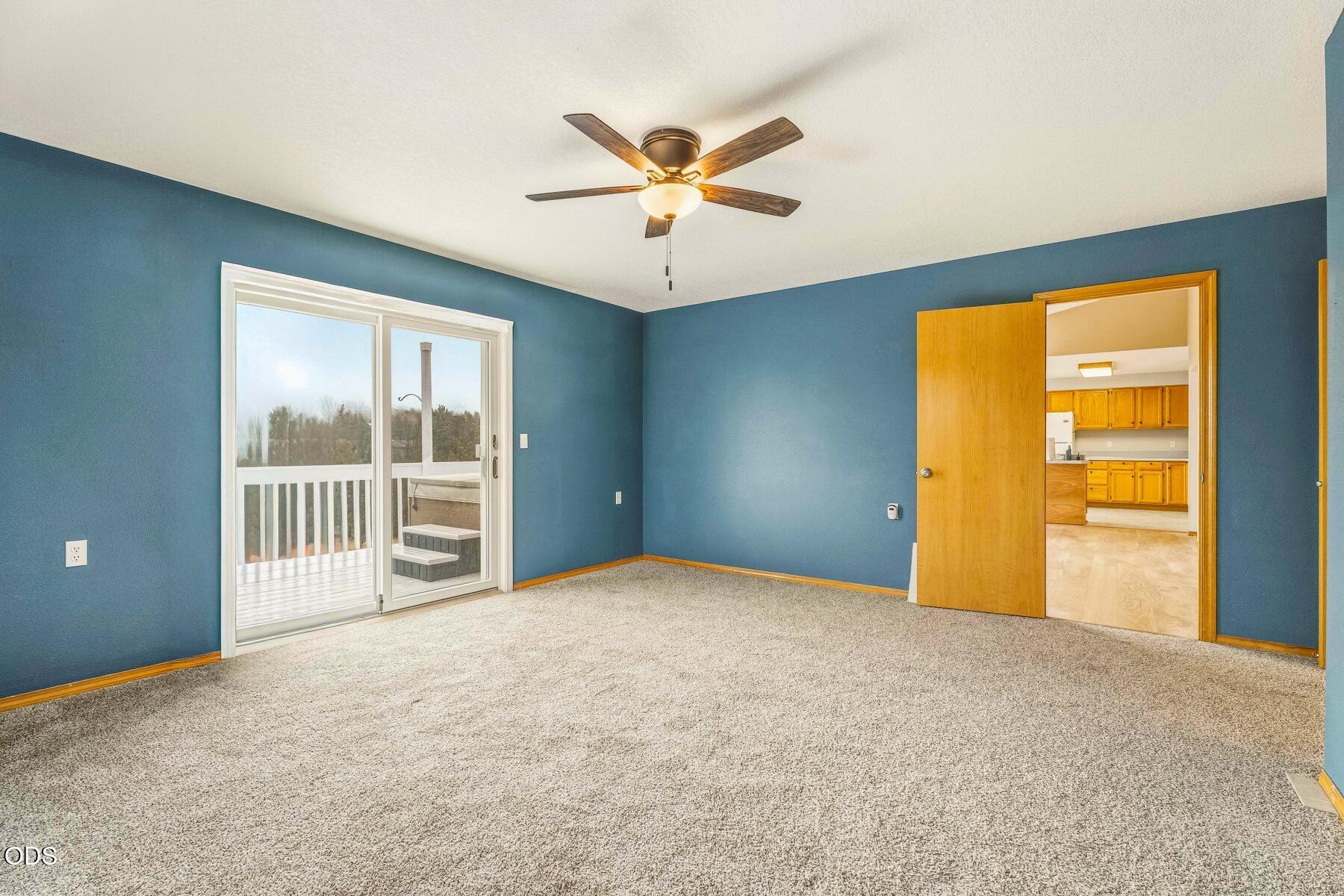 6678 SE Davis Loop