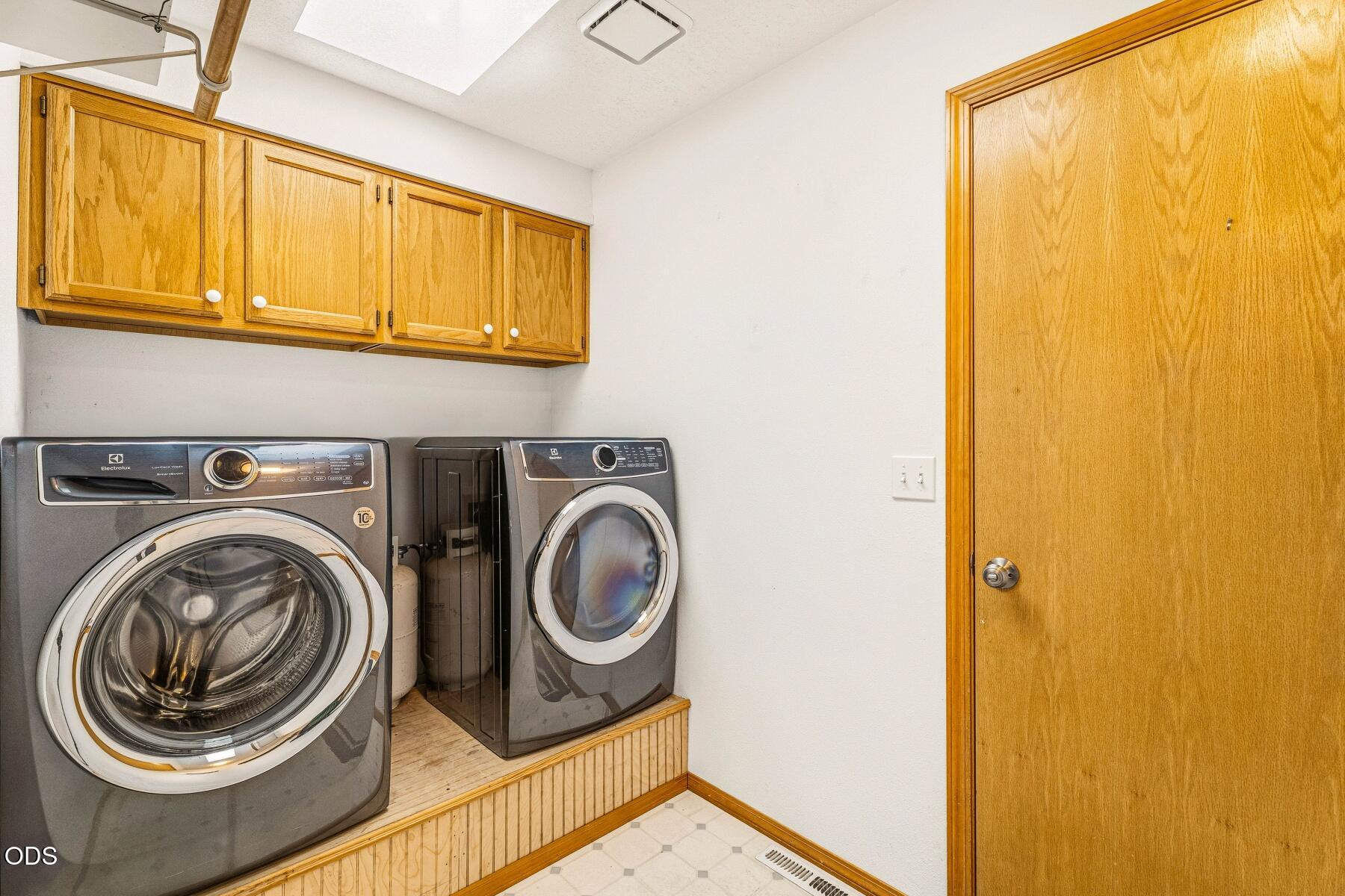 6678 SE Davis Loop