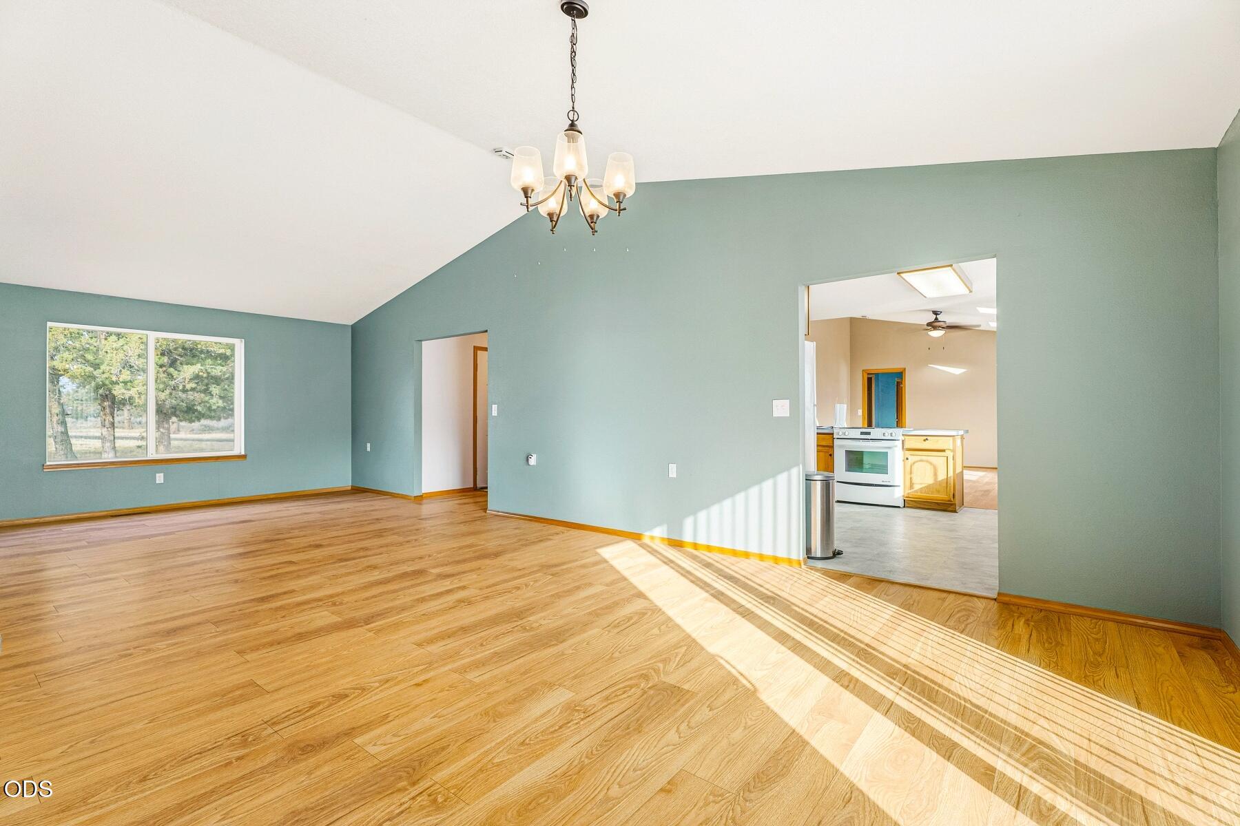 6678 SE Davis Loop