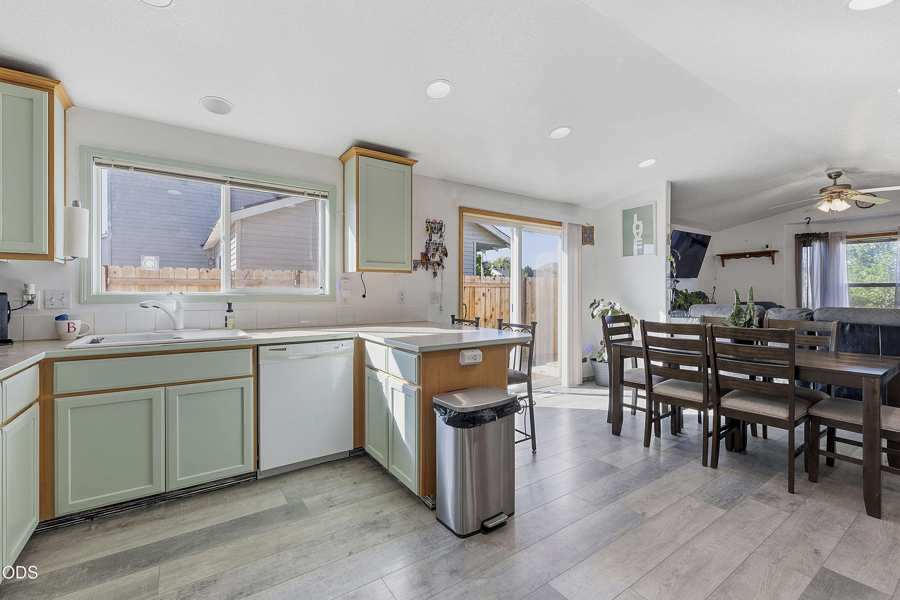 316 Center Ridge Drive